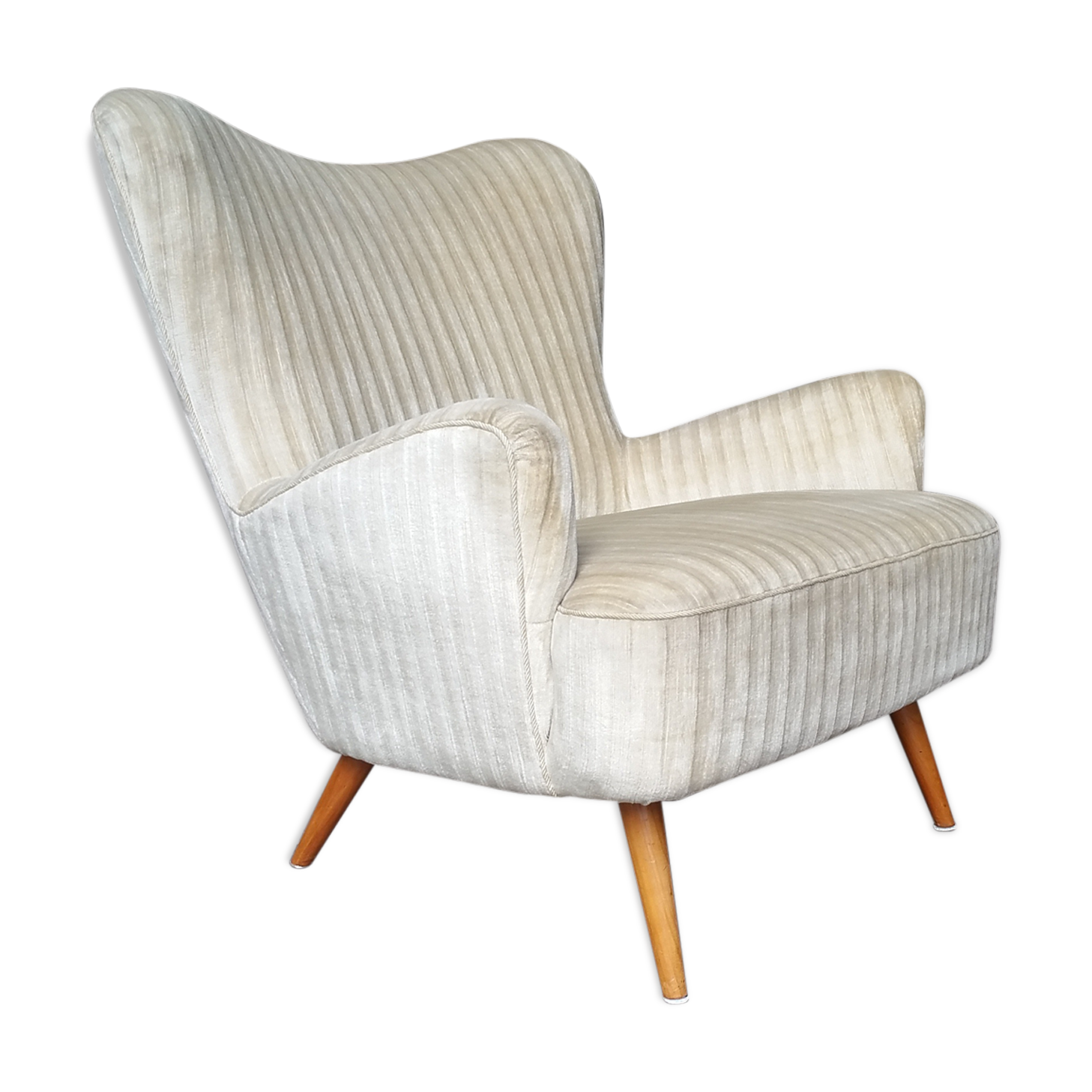 Organic wingback chairs in the 50-60s vintage armchair
