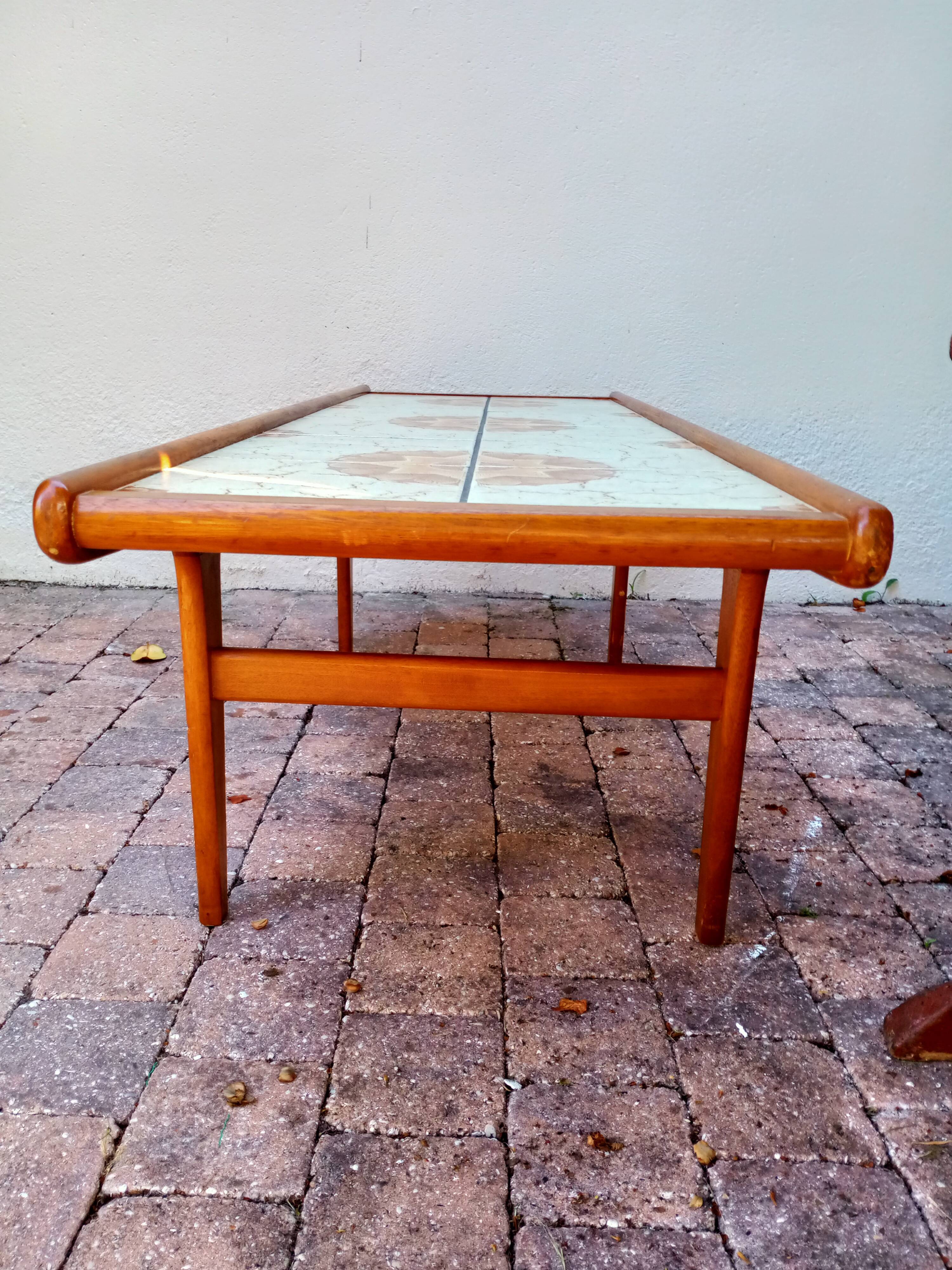 Ceramic vintage coffee table
