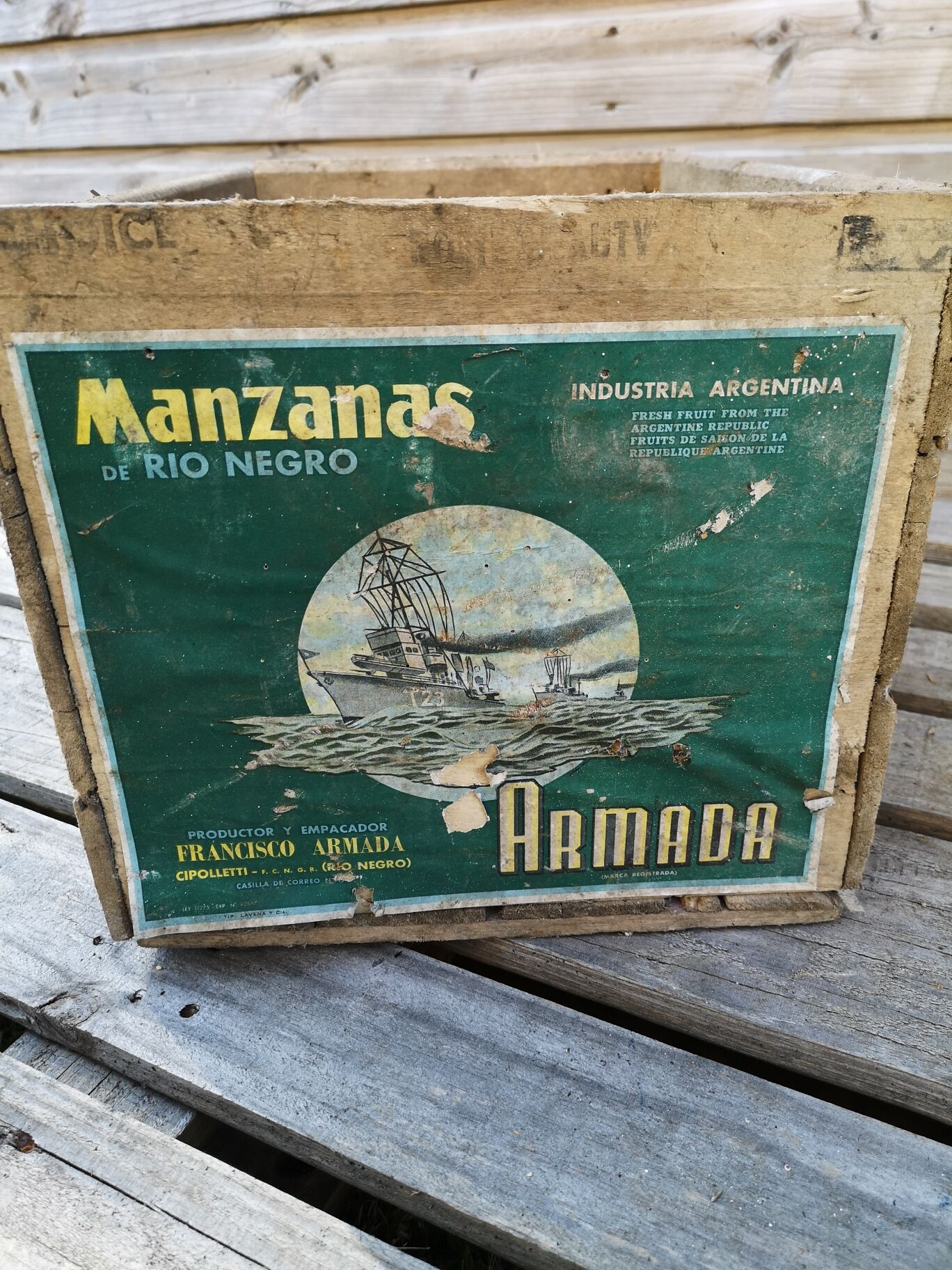Wooden case armada vintage Manzanas