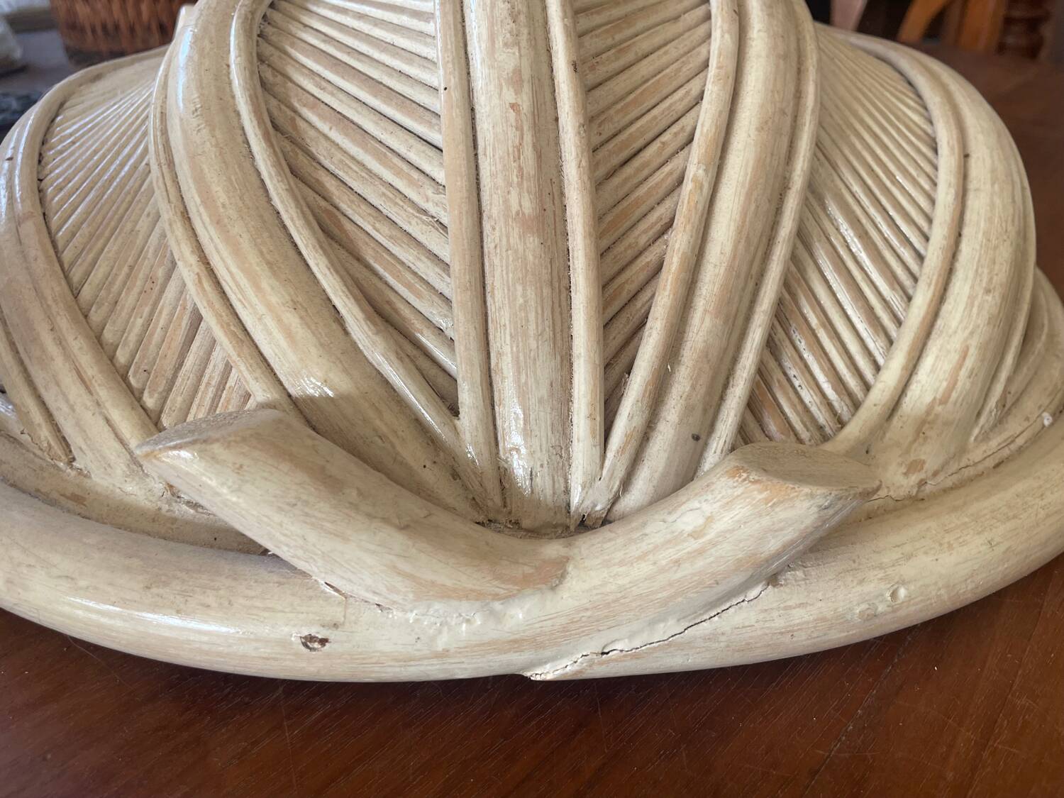 Rattan and bamboo lotus flower wall lamp