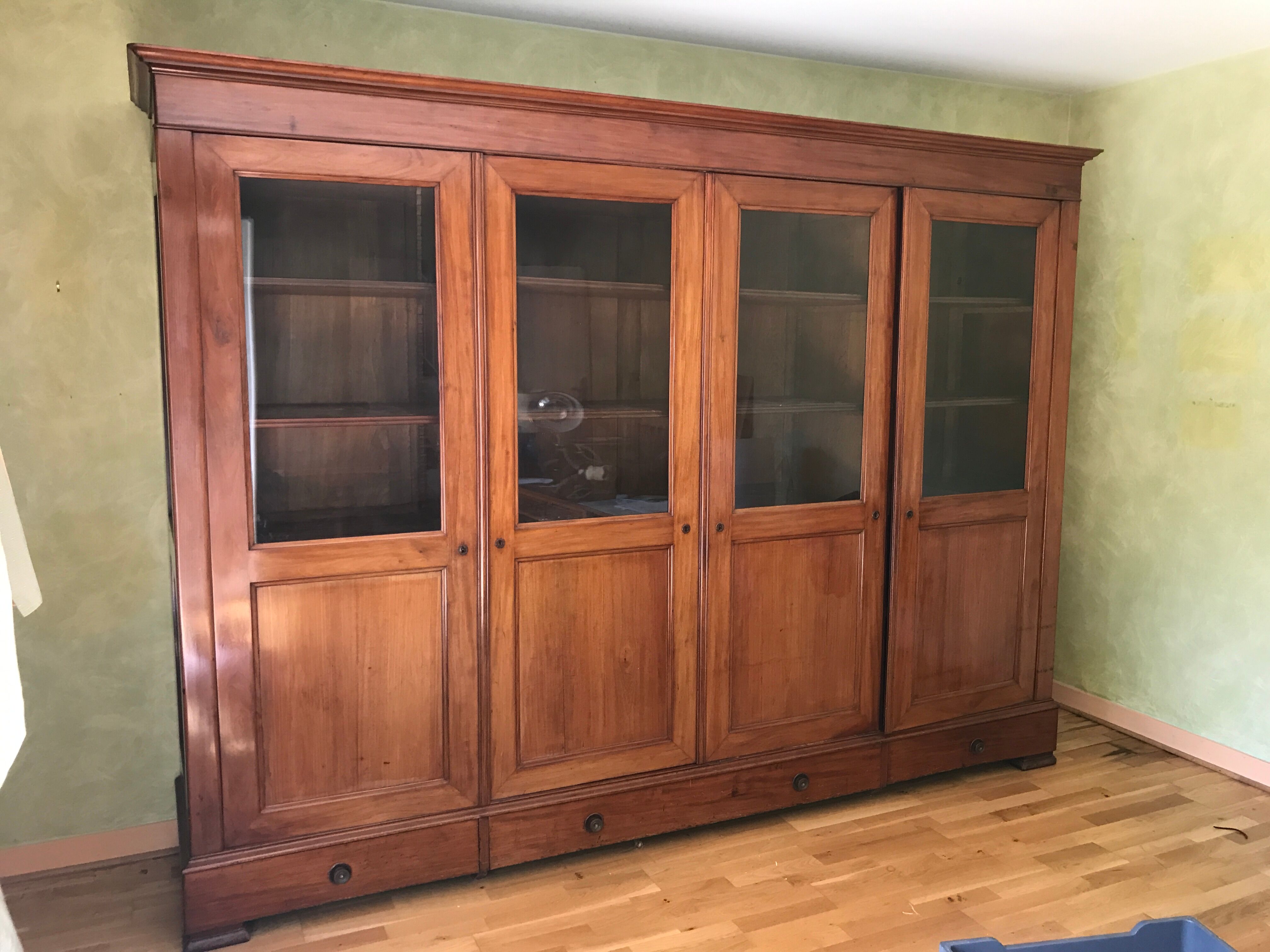 Bookcase period restoration