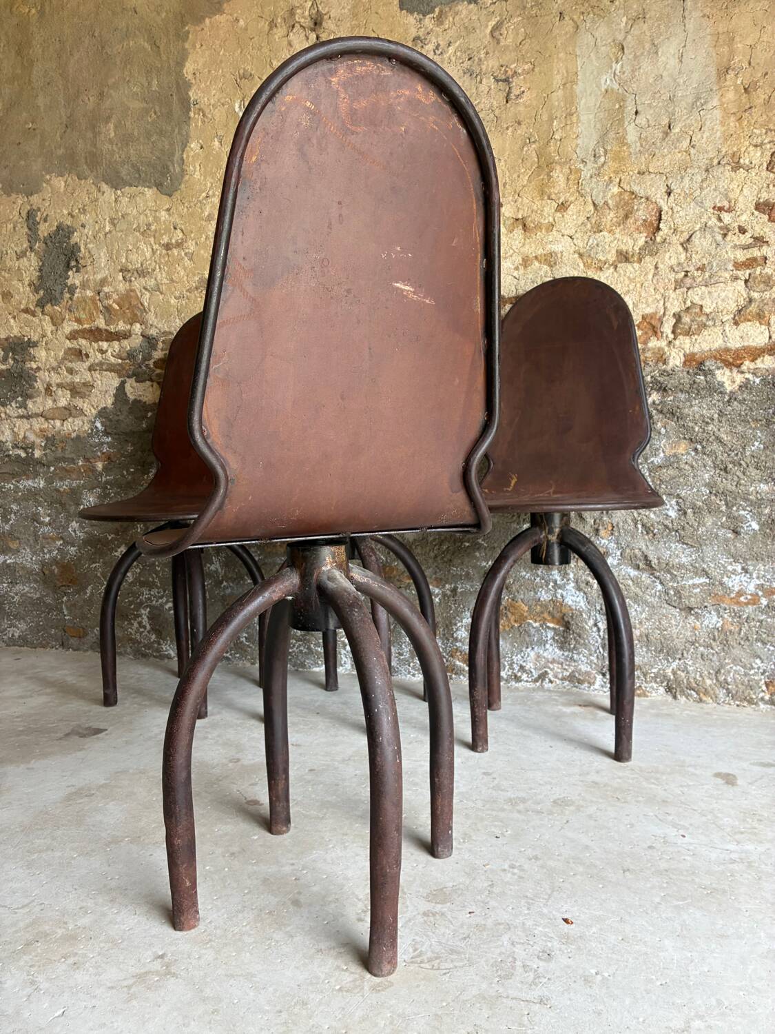 4 chaises industrielles vintage