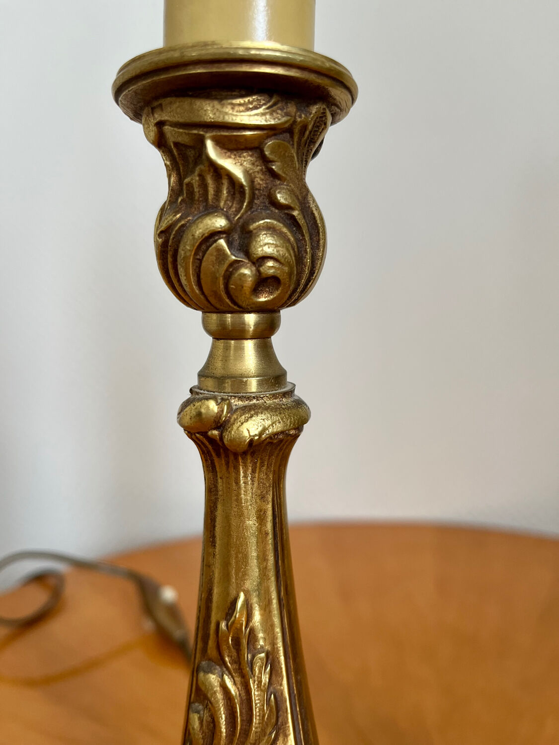 Pair of Louis XV rocaille bronze lamps