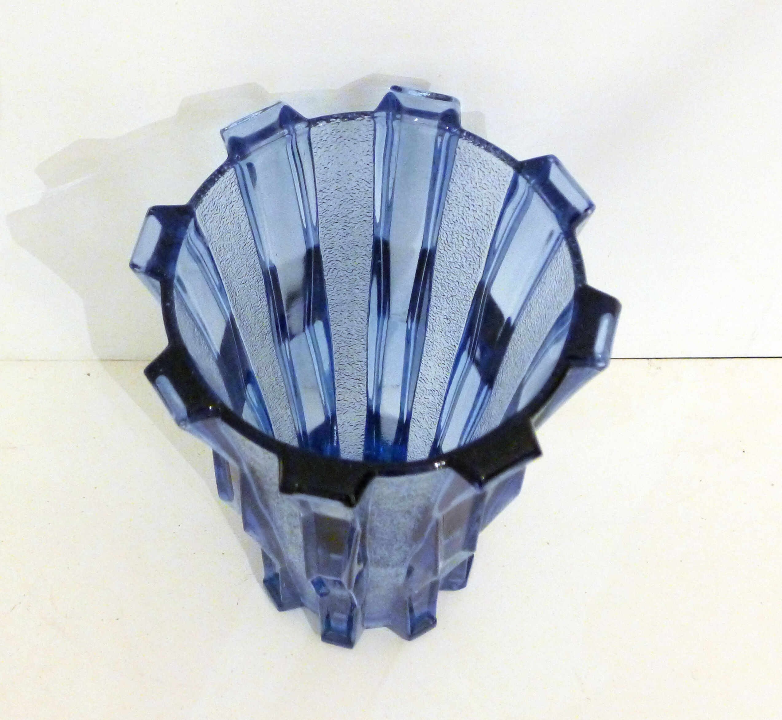 Art deco vase Luxval 1930