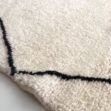 Moroccan Berber carpet Beni Ouarain unbleached with black diamonds 293x212cm