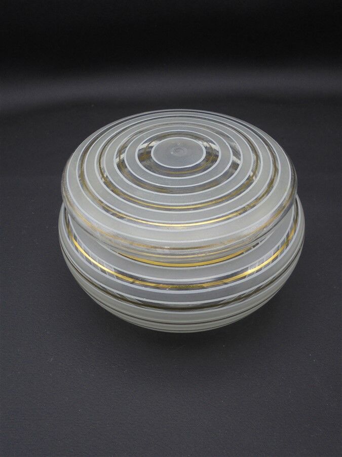 Jewelry box