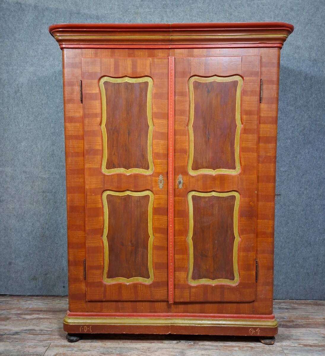Polychrome Alsatian wardrobe – 19th century