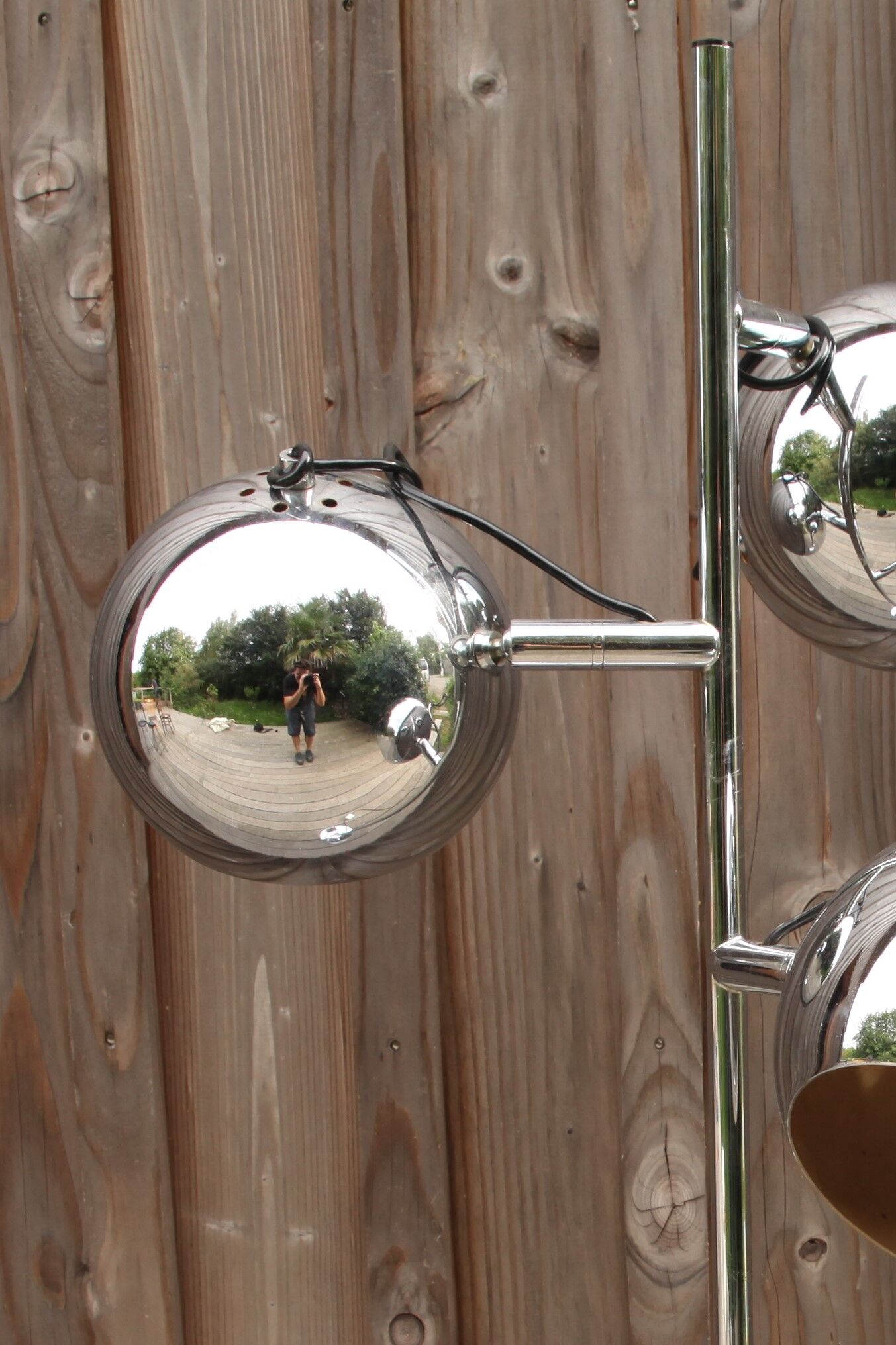 3-light floor lamp in chrome metal