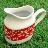 Suite of 6 coffee cups and milk pot, porcelain fine white with floral curly