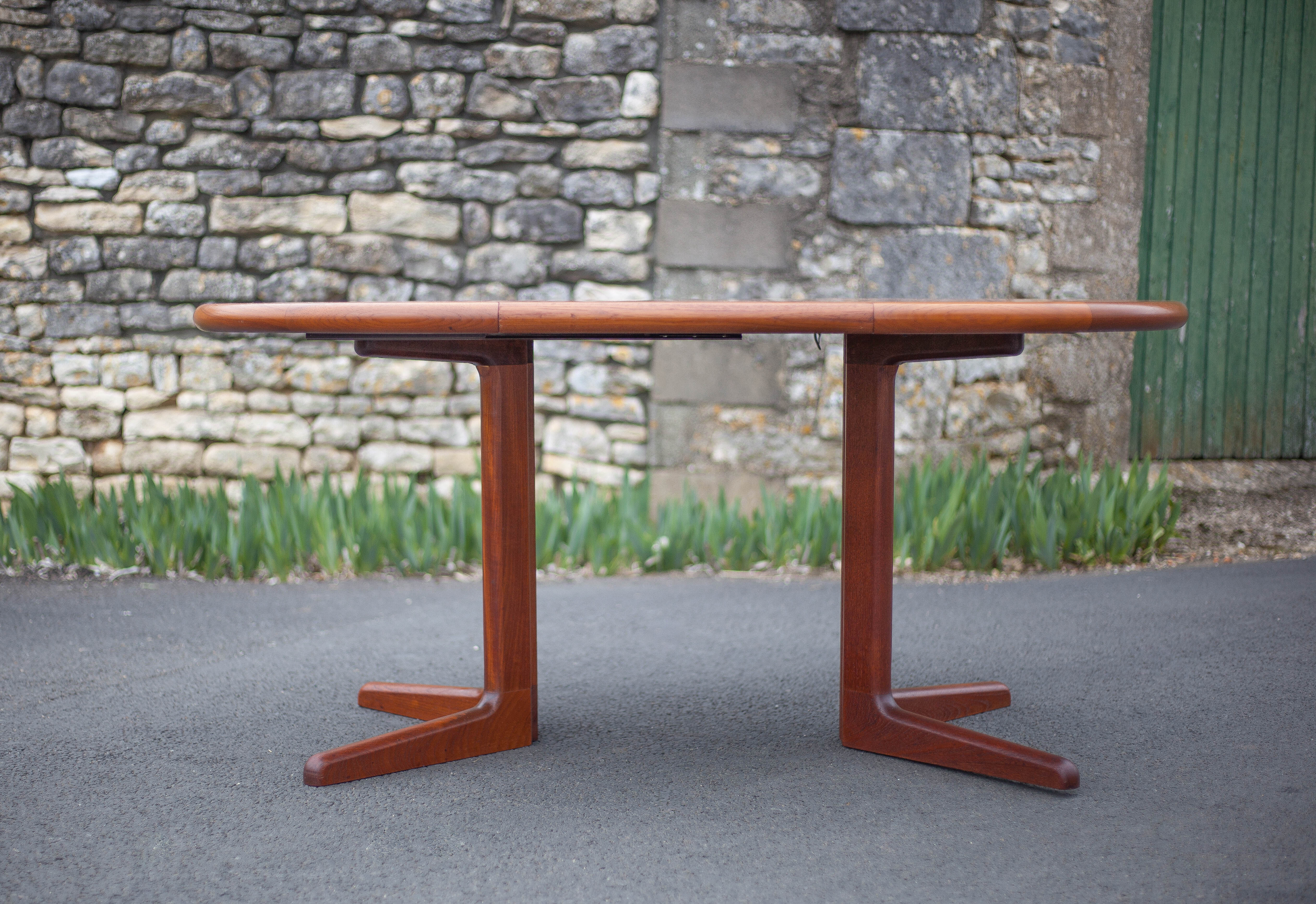 Round dining table extendable 2 extensions, vintage teak table, interior decoration