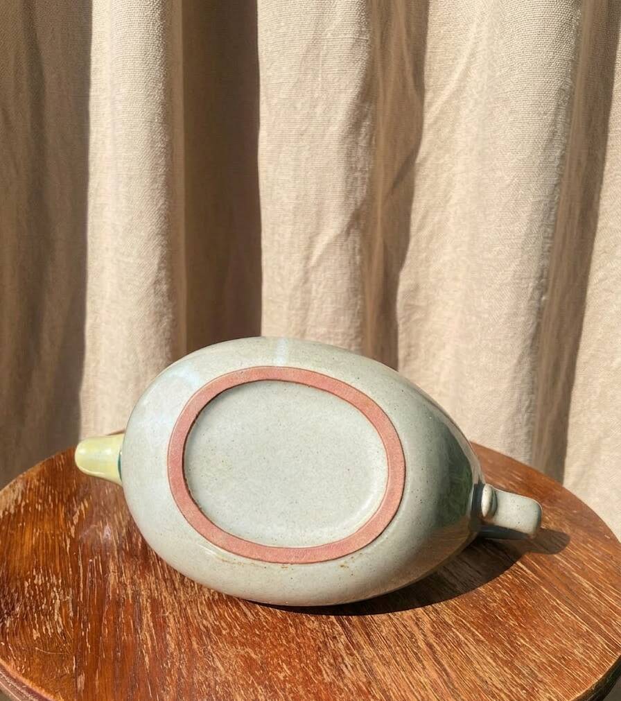 Duck barbotine carafe