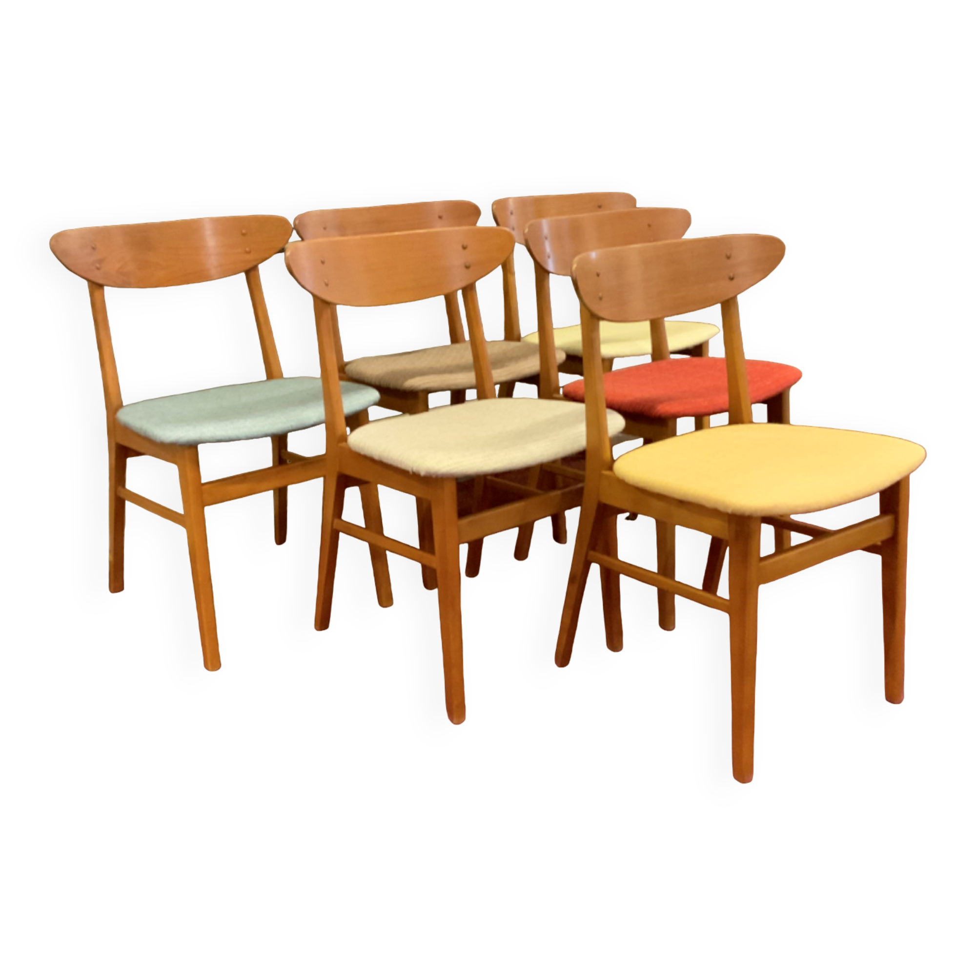 Scandinavian chairs 1960s/70s in solid beech and teak