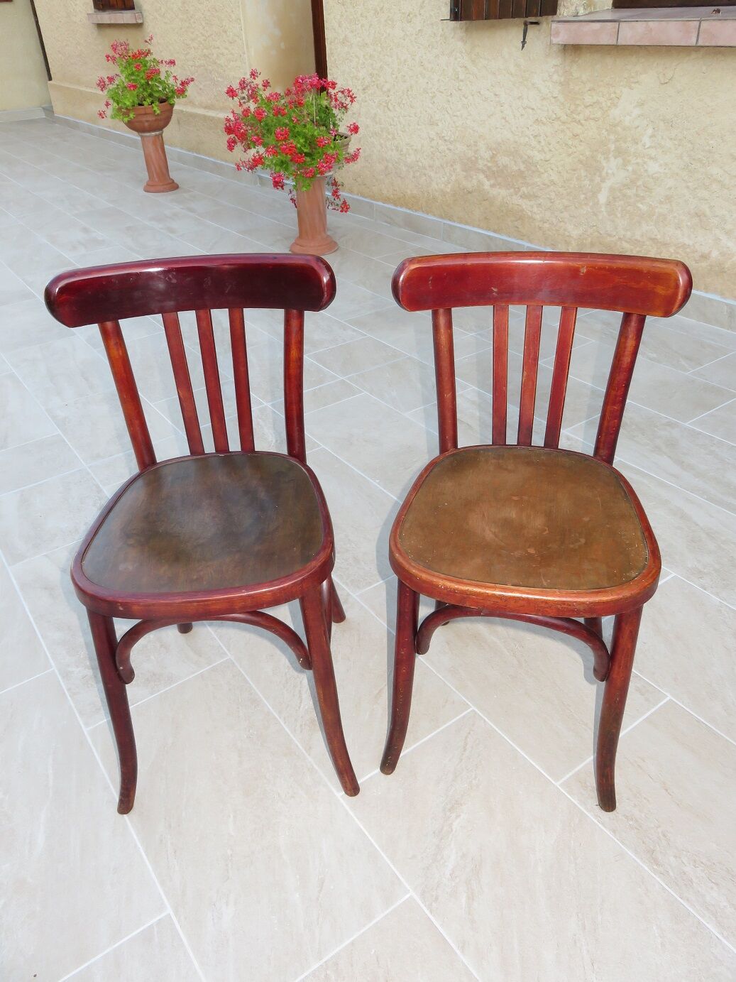 2 chairs bistro Fischel