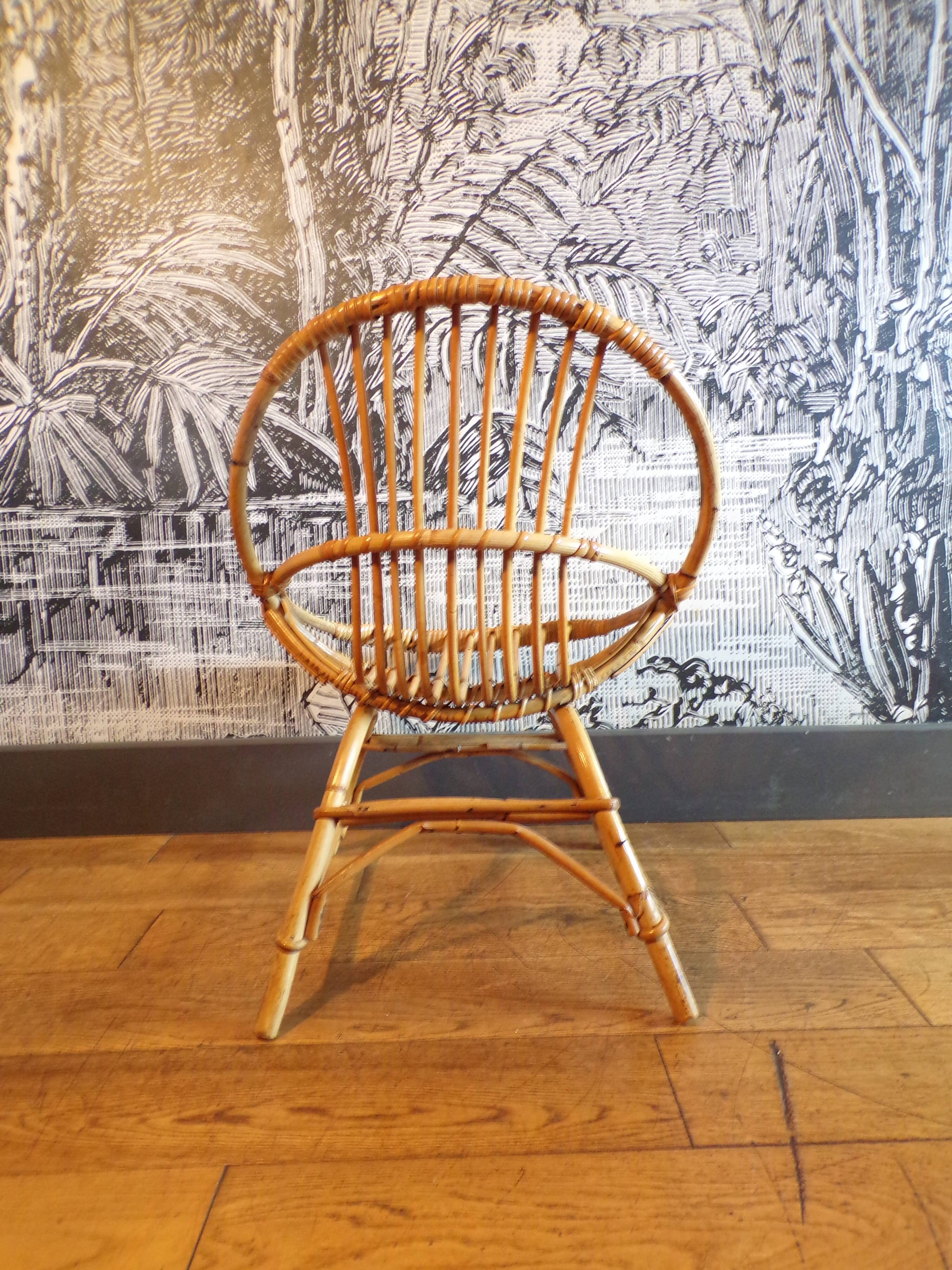 Children's rattan basket chair