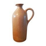 Sandstone pitcher