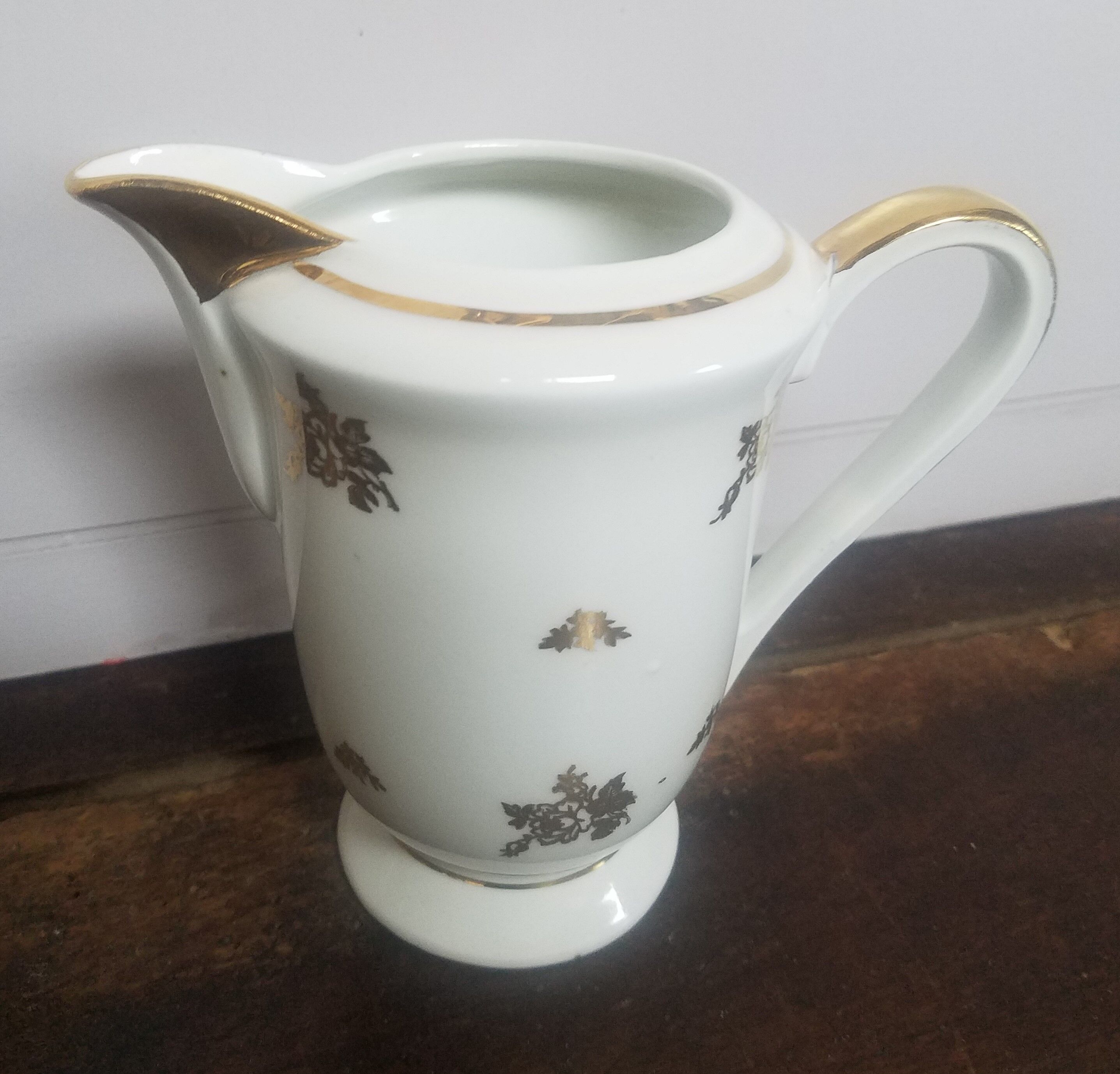 Luf gold porcelain tea service