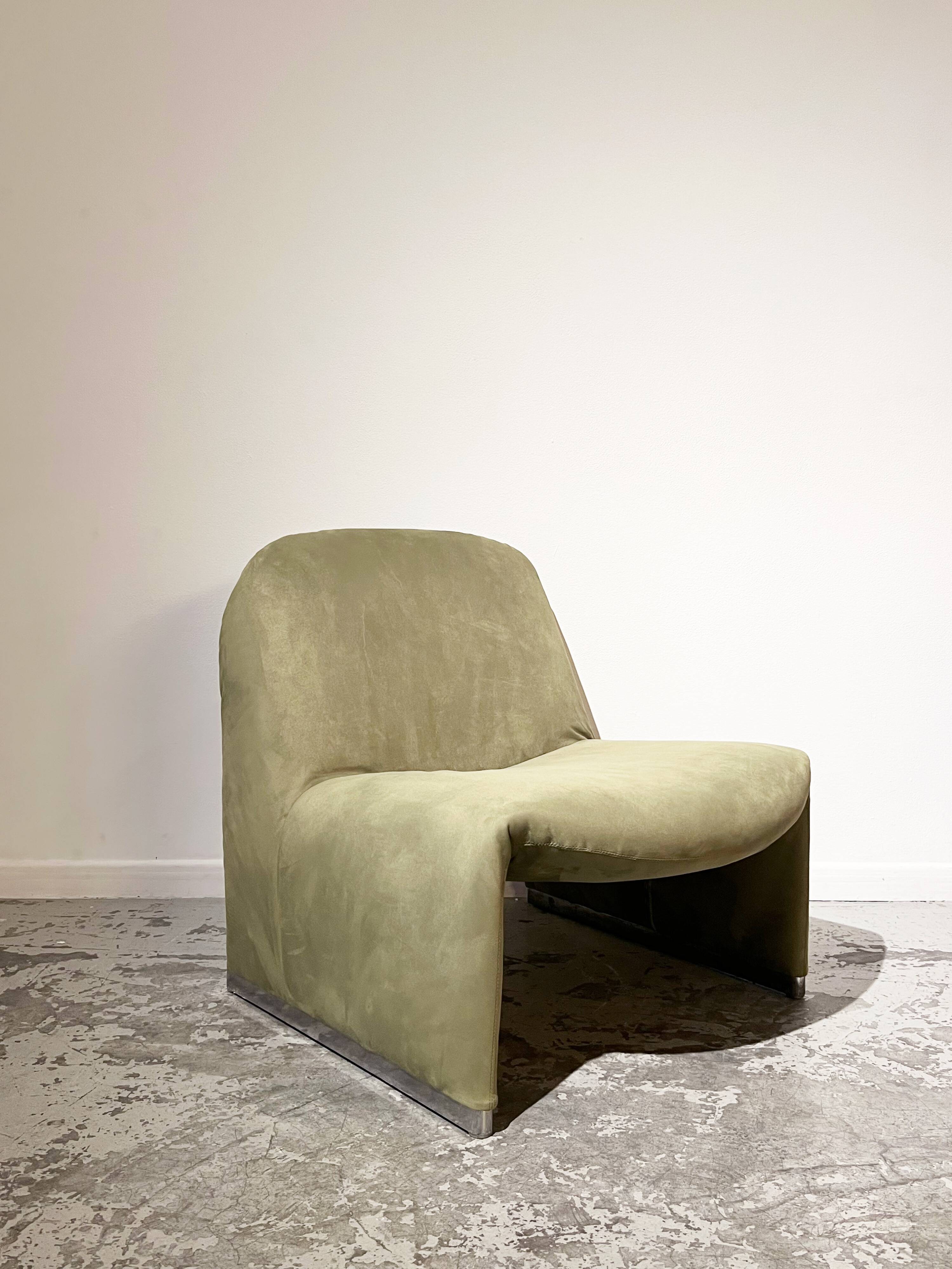 Alky fireside chair by Giancarlo Piretti for Castelli Italy 1970s