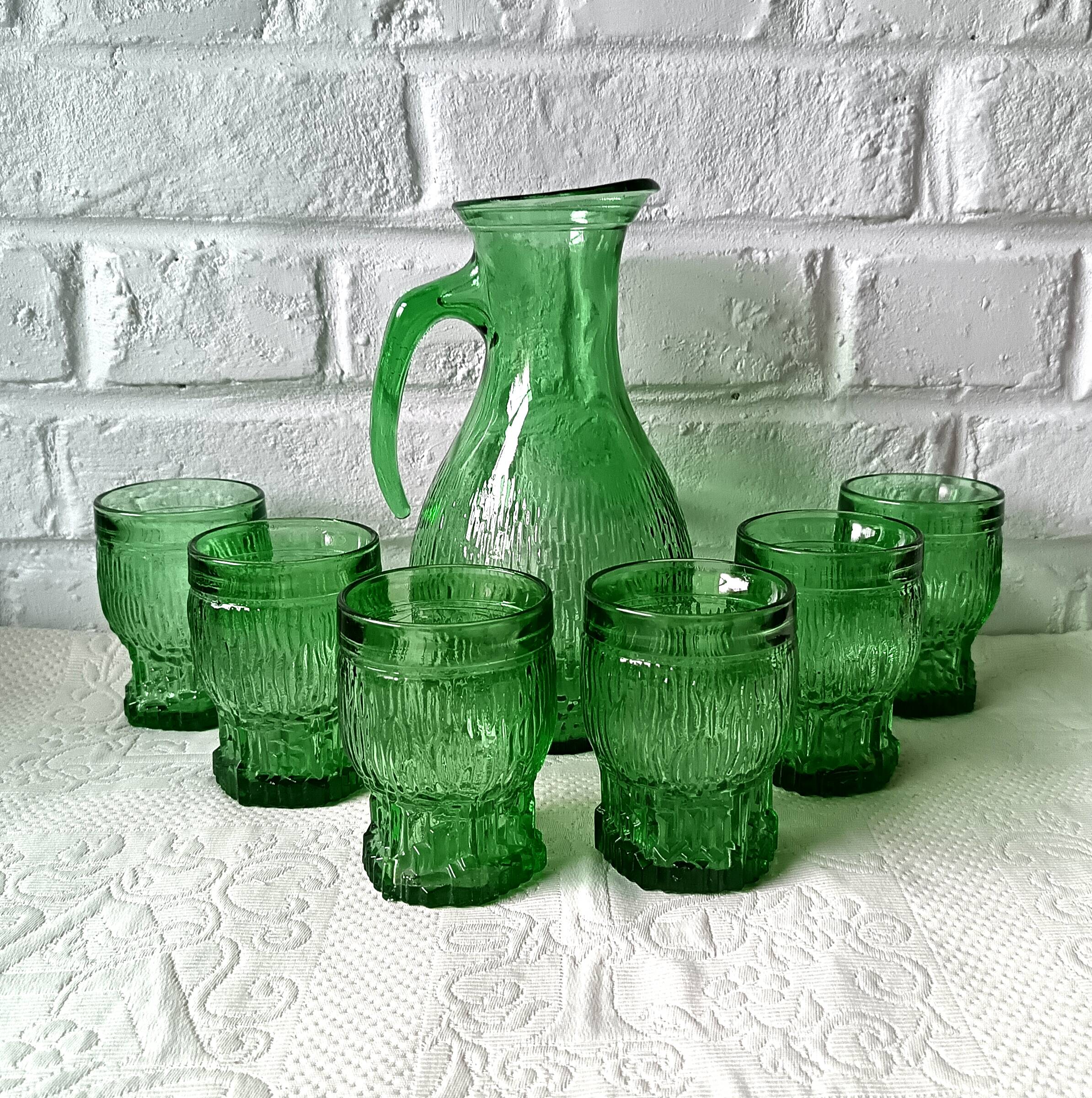 Vintage Bormioli green lemonade service from the 1970s, jug and glasses from Italy.