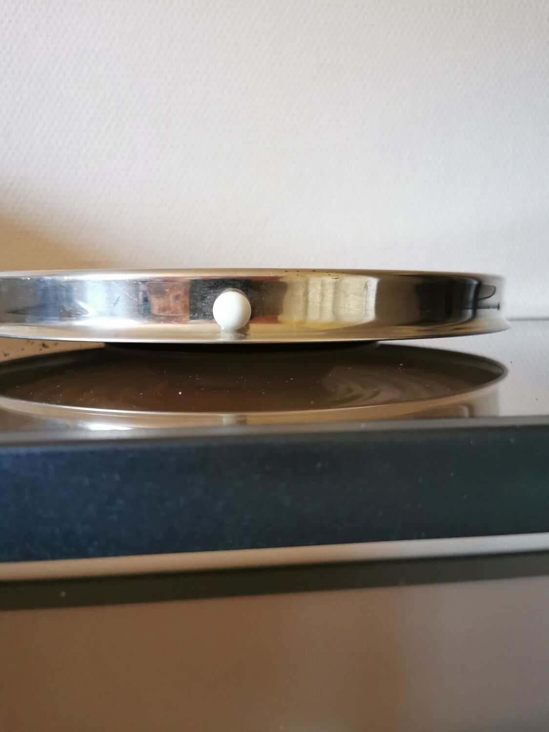Vintage trivet, turntable
