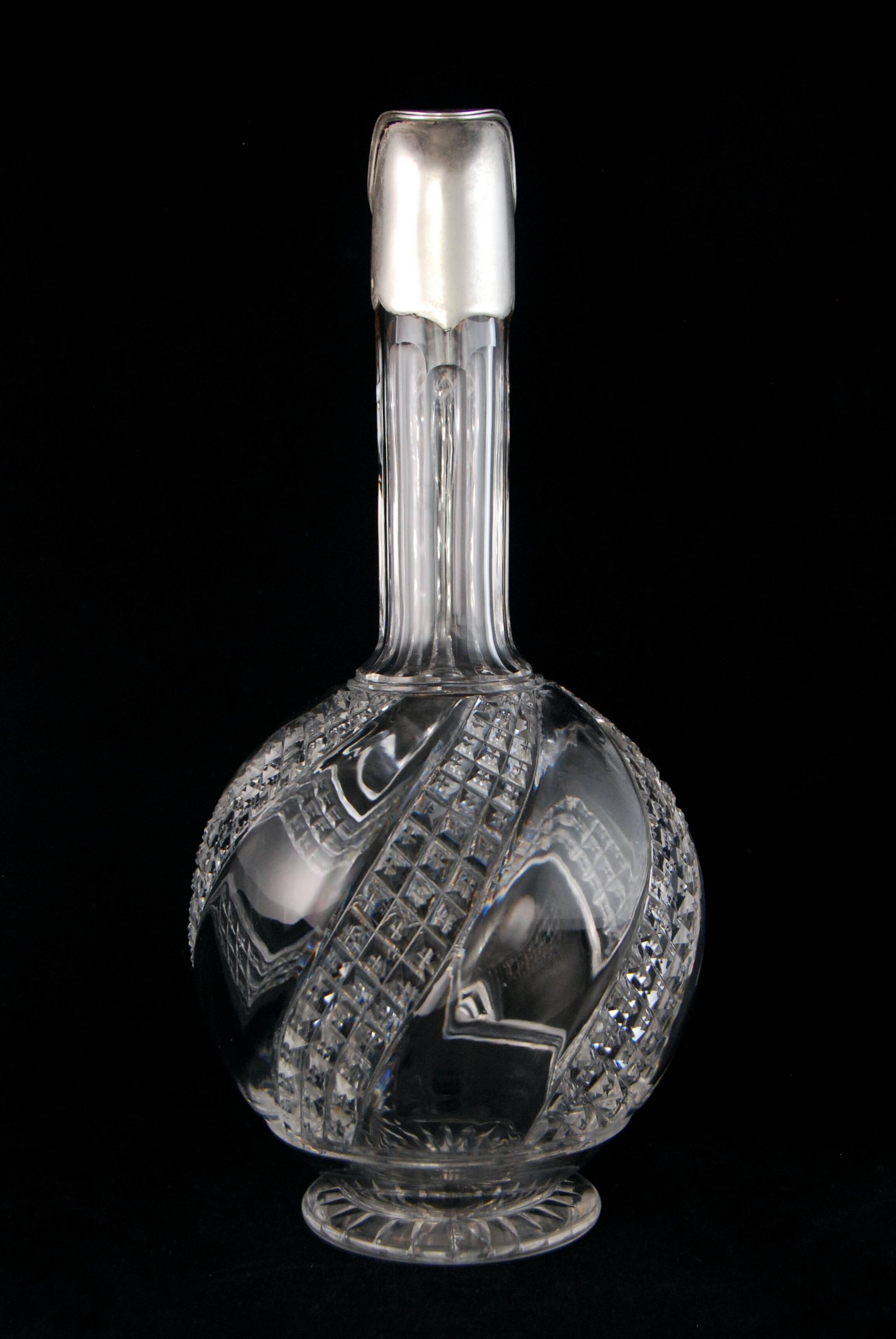 Baccarat - cut crystal ewer carafe mounted in solid silver