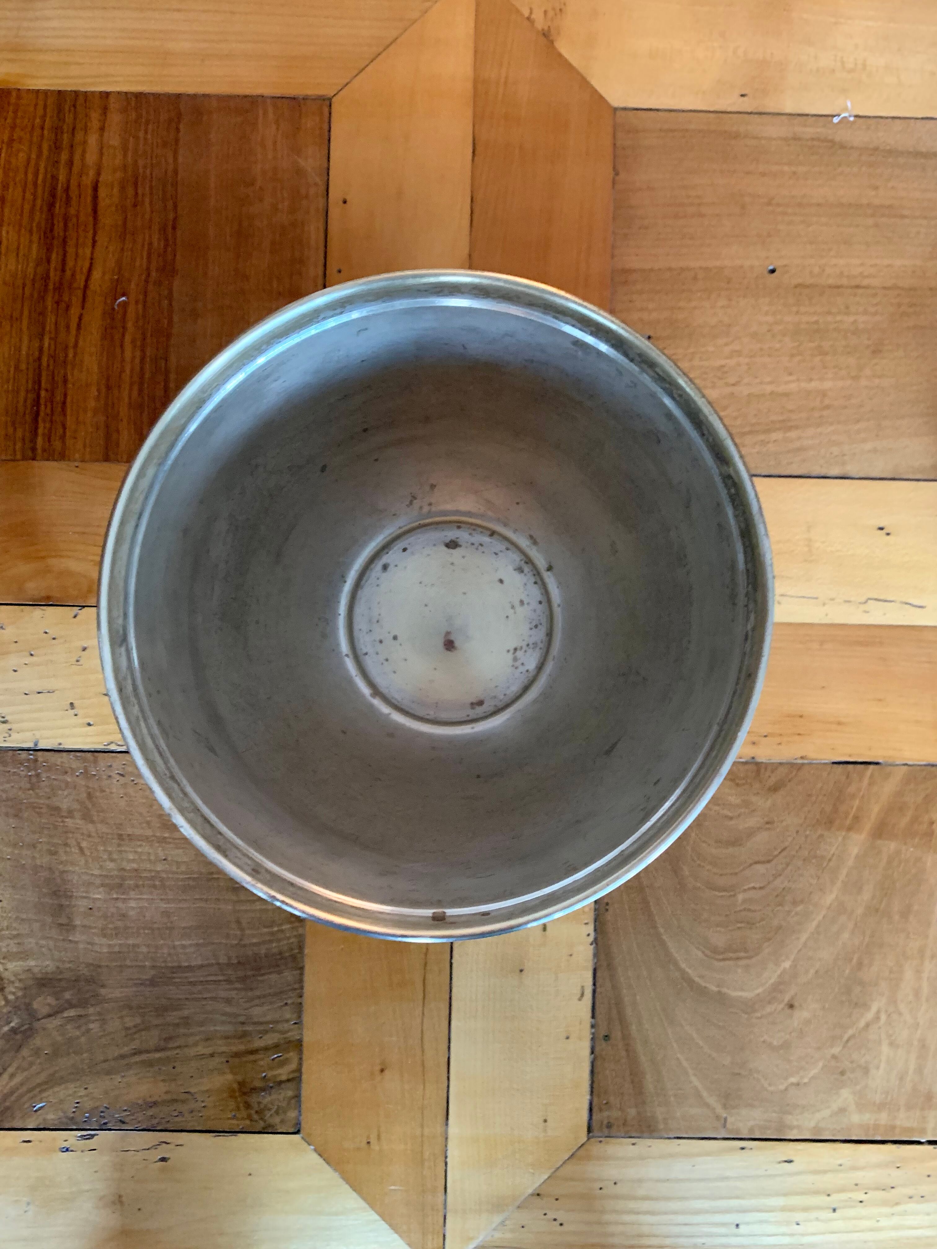 Lion's head champagne bucket