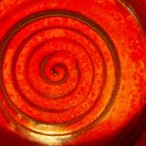 Plat rouge vintage