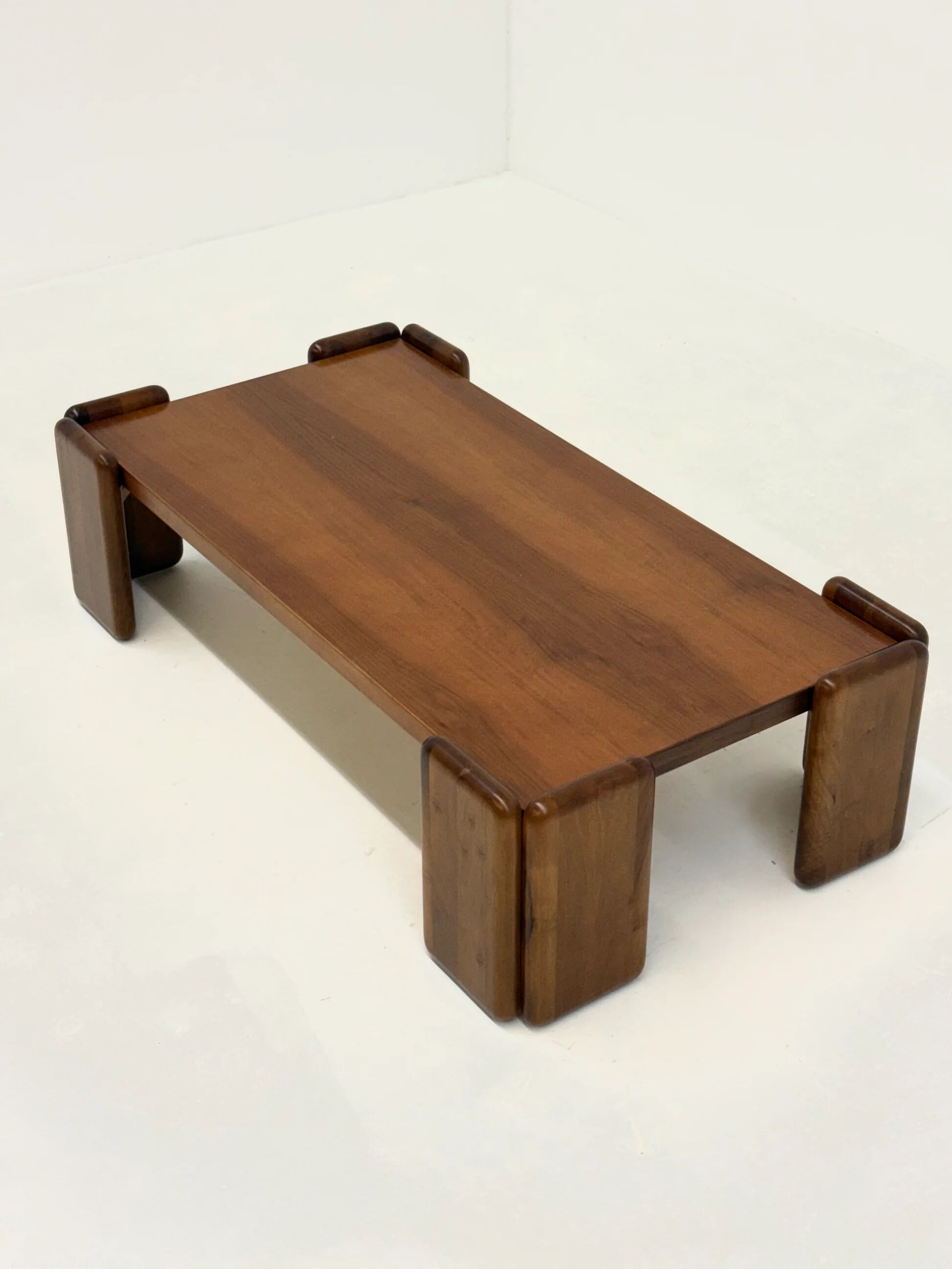 Sapporo coffee table by Mario Marenco for Mobil Girgi