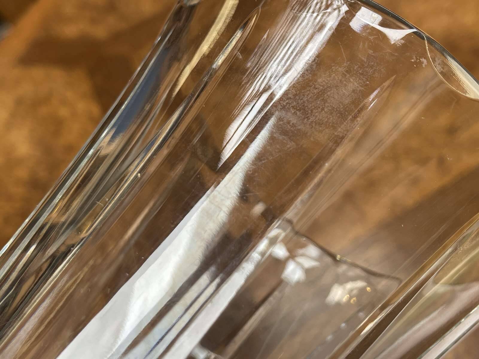 Signed Sèvres crystal vase, work from the 1970s