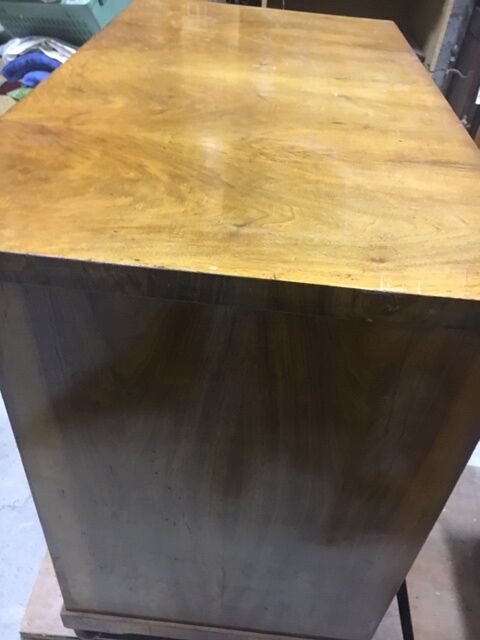 Walnut dresser 4 drawers