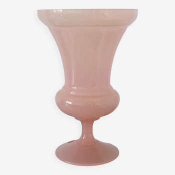 Vase en opaline