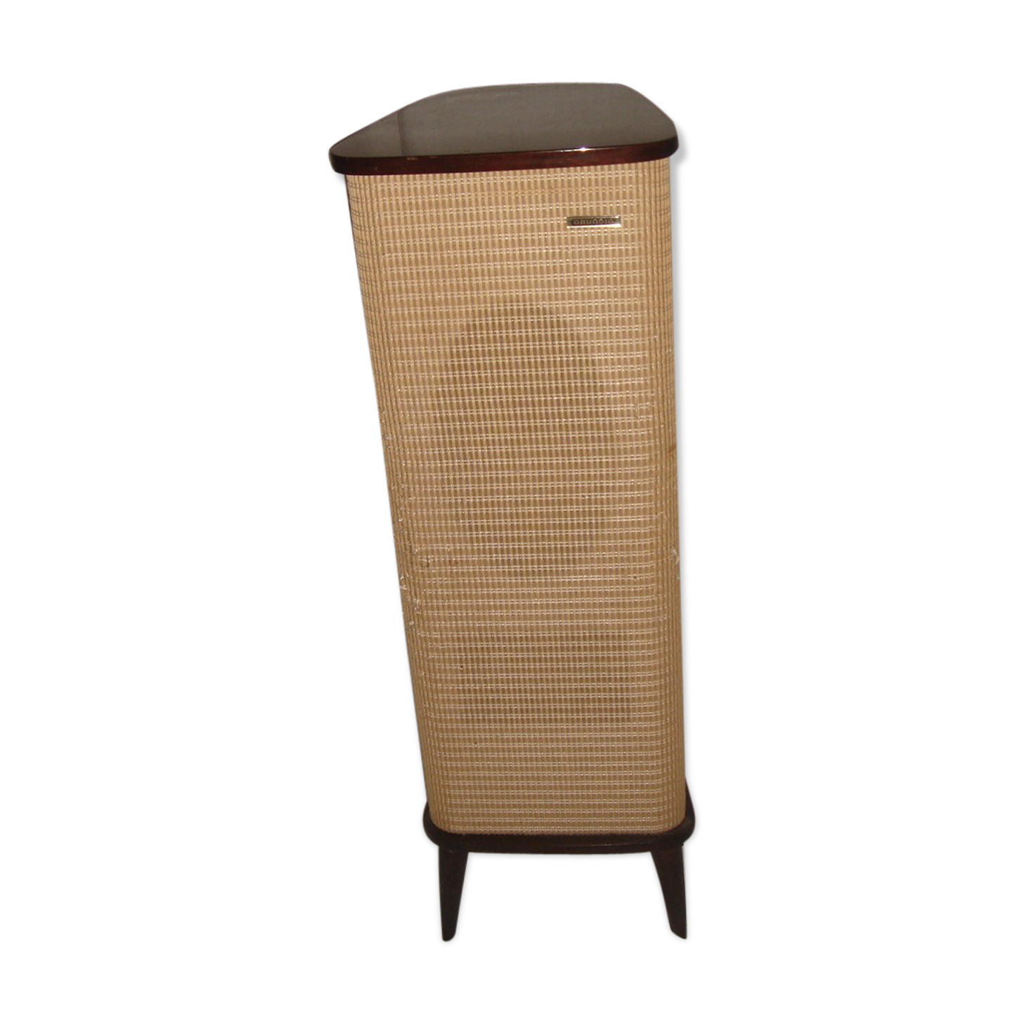 Pregnant baffle for TSF radio from 1960