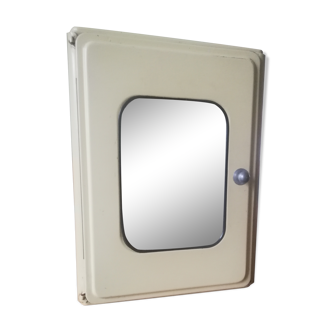 Toilet cabinet or medicine in sheet metal