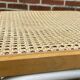 Chaise Cesca modèle b32 en blanc et bois par Marcel Breuer