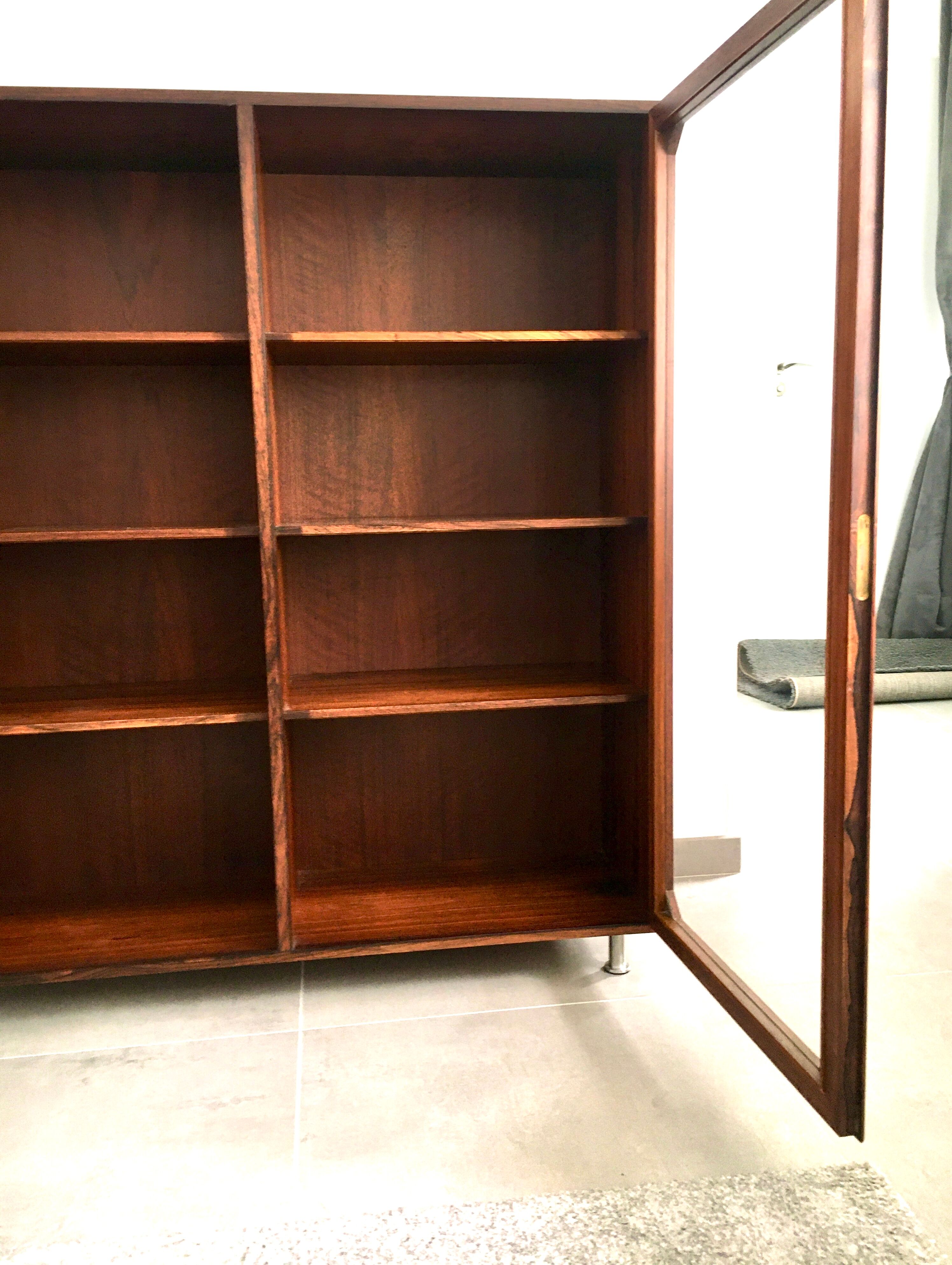 Scandinavian bookcase 60