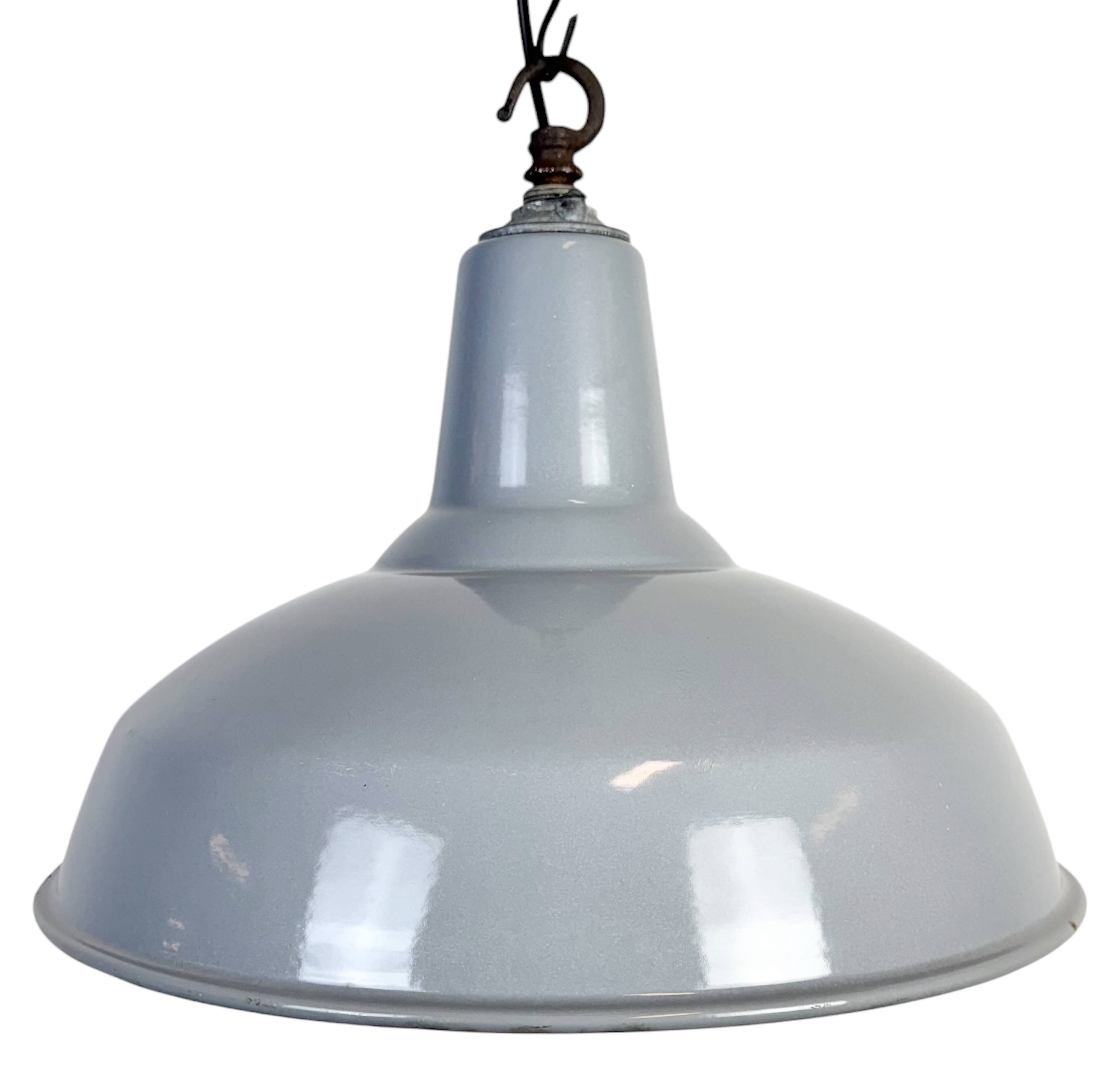 Industrial British Grey Enamel Factory Pendant Lamp, 1960s
