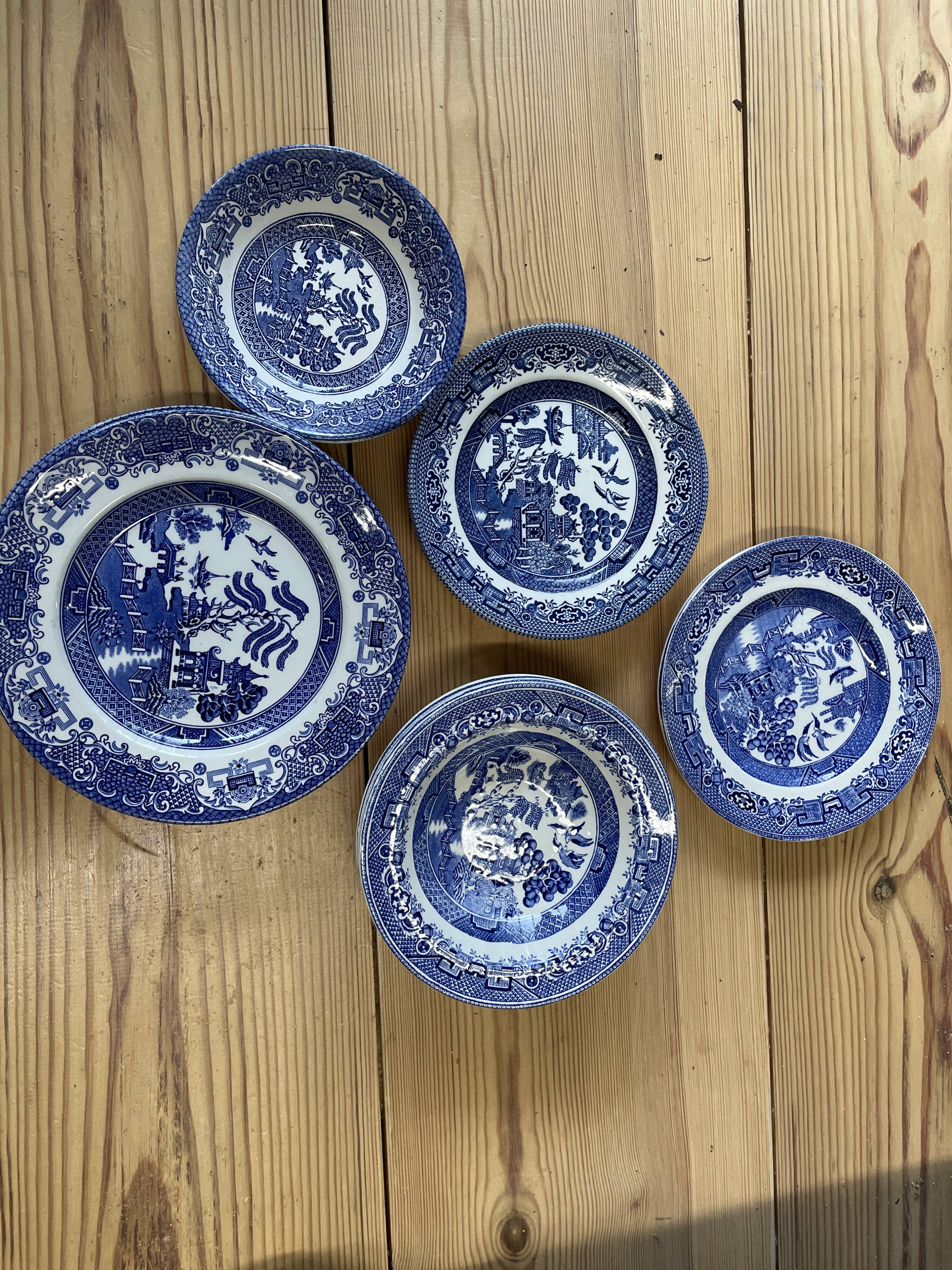 Service à thé anglais Vieux saule Staffordshire