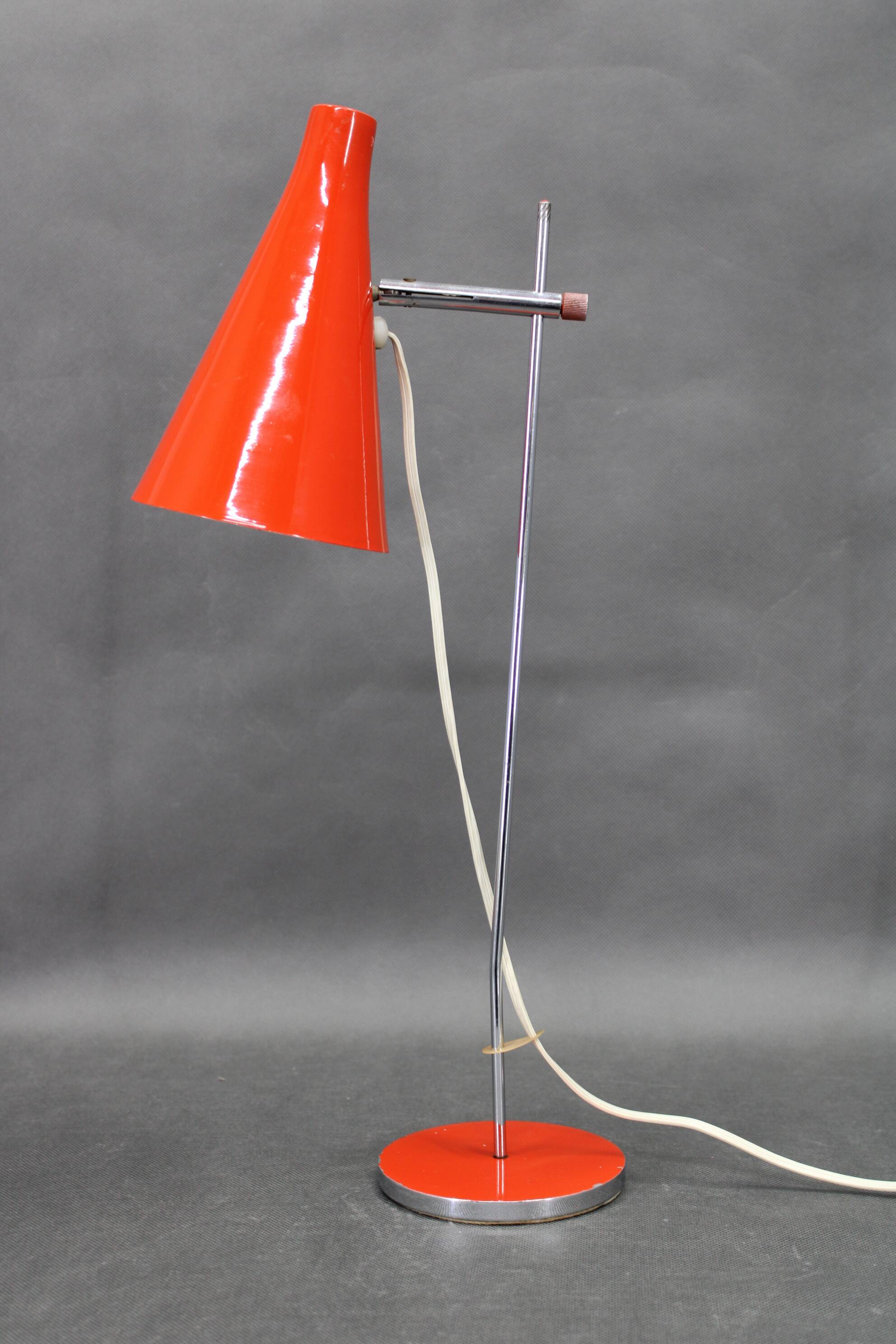 Lampe de table en chrome rouge Josef Hurka, Tchécoslovaquie années 1970