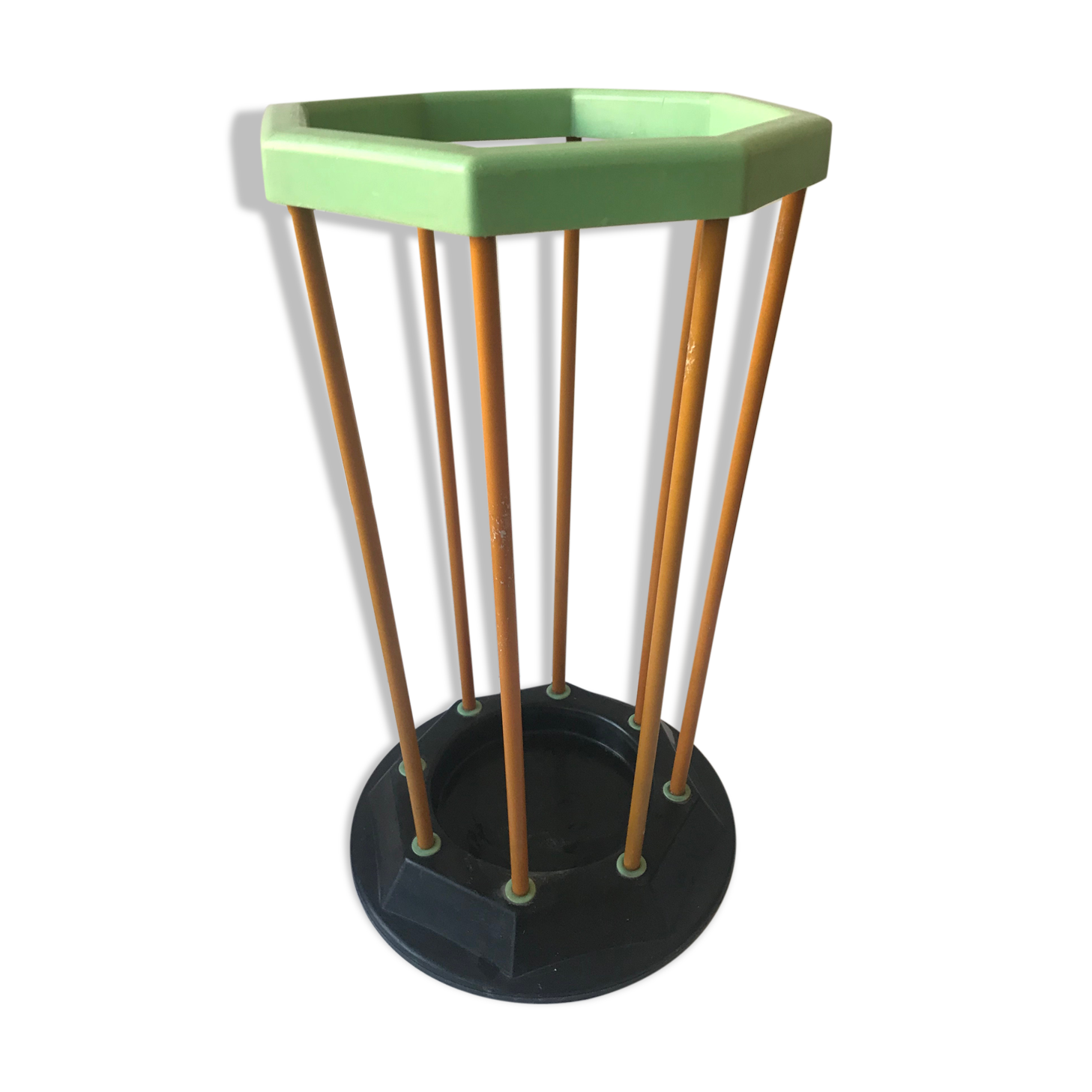 1950 umbrella holder