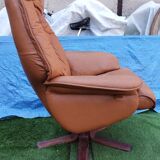 Fauteuil en cuir brun par Hjort-Knudsen