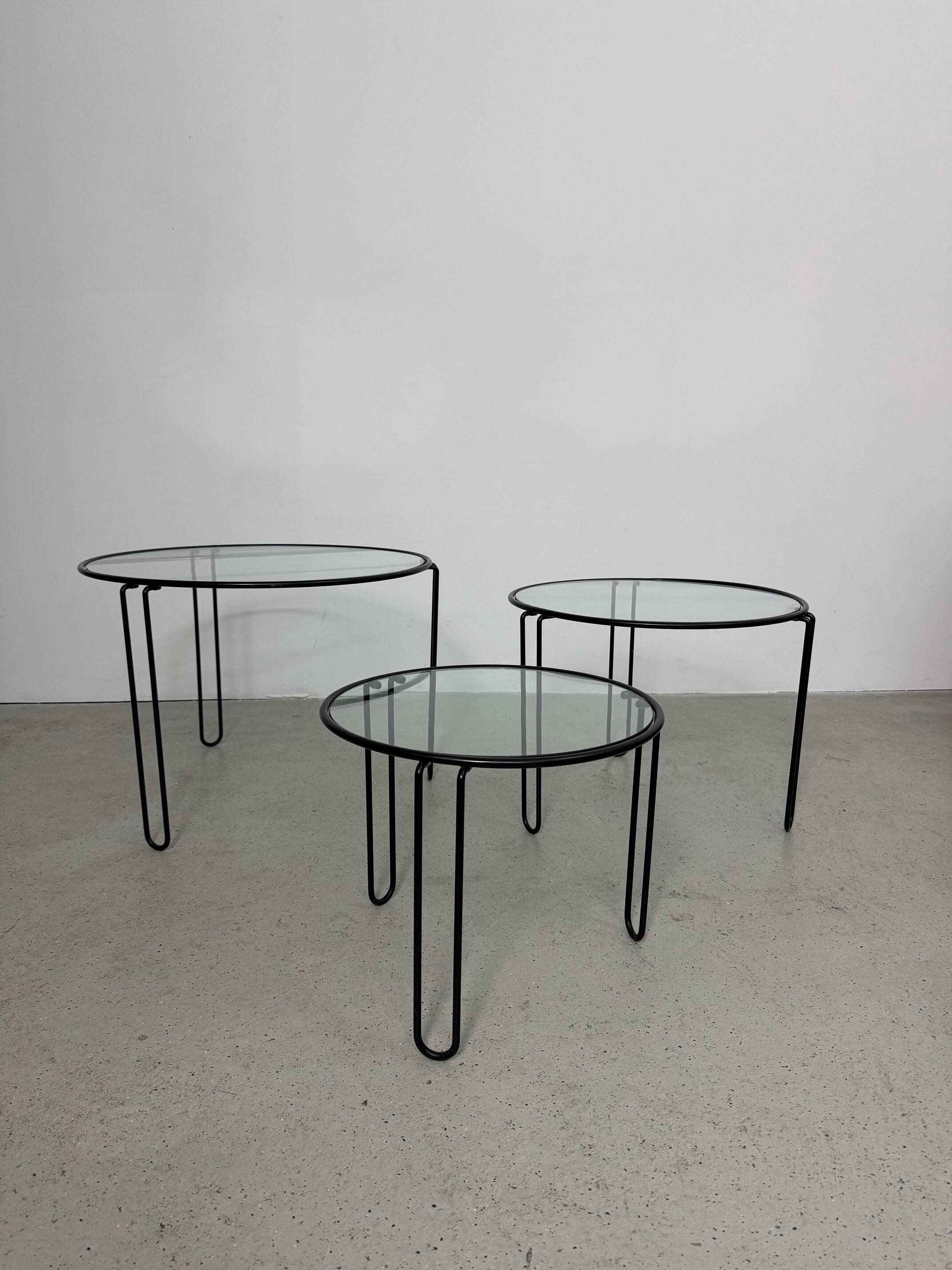 Set of 3 Minimalist Wire and Glass Nesting Tables, 1970s - 1980s