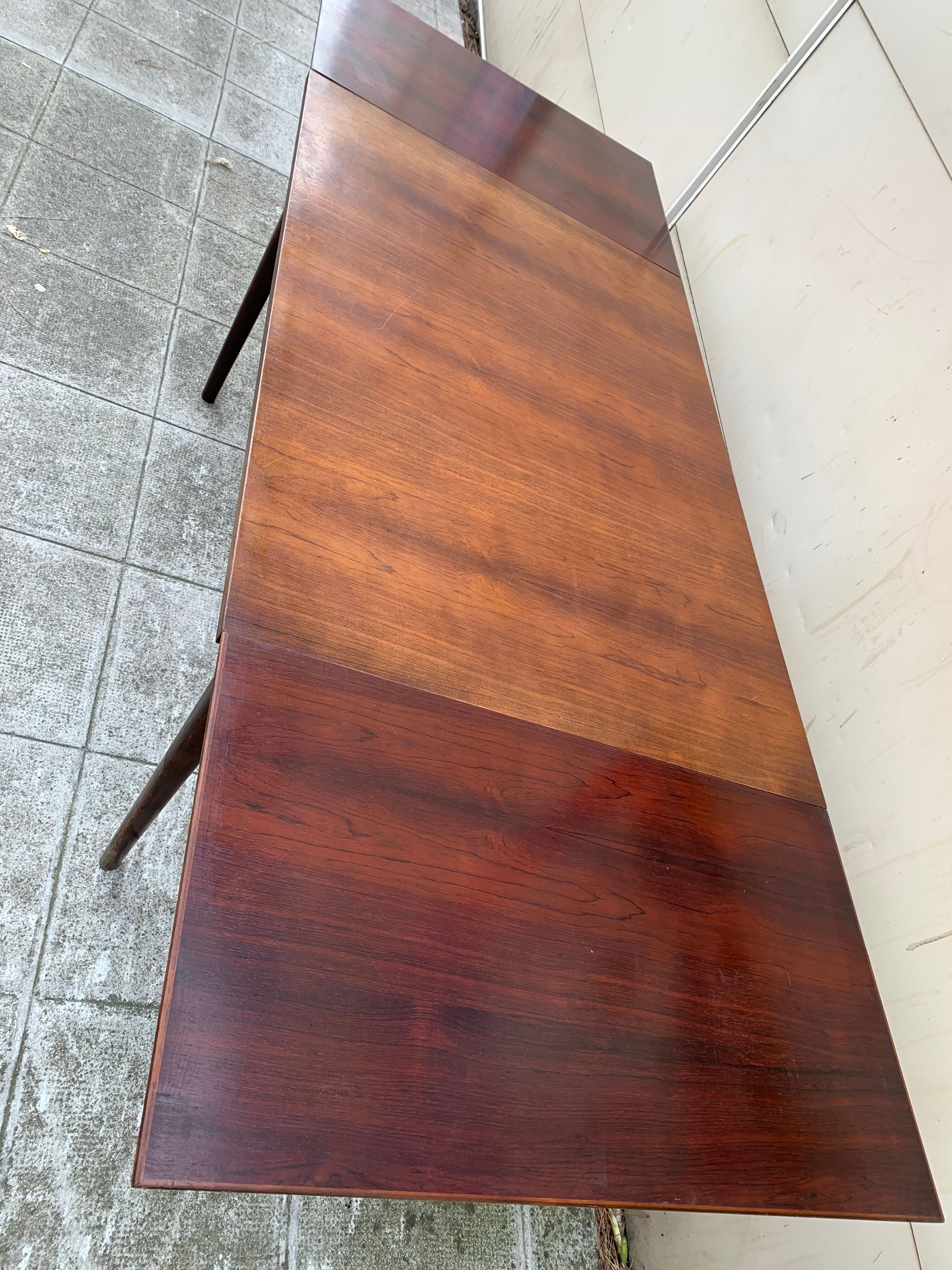 Scandinavian table with teak extensions house Lübke 1960