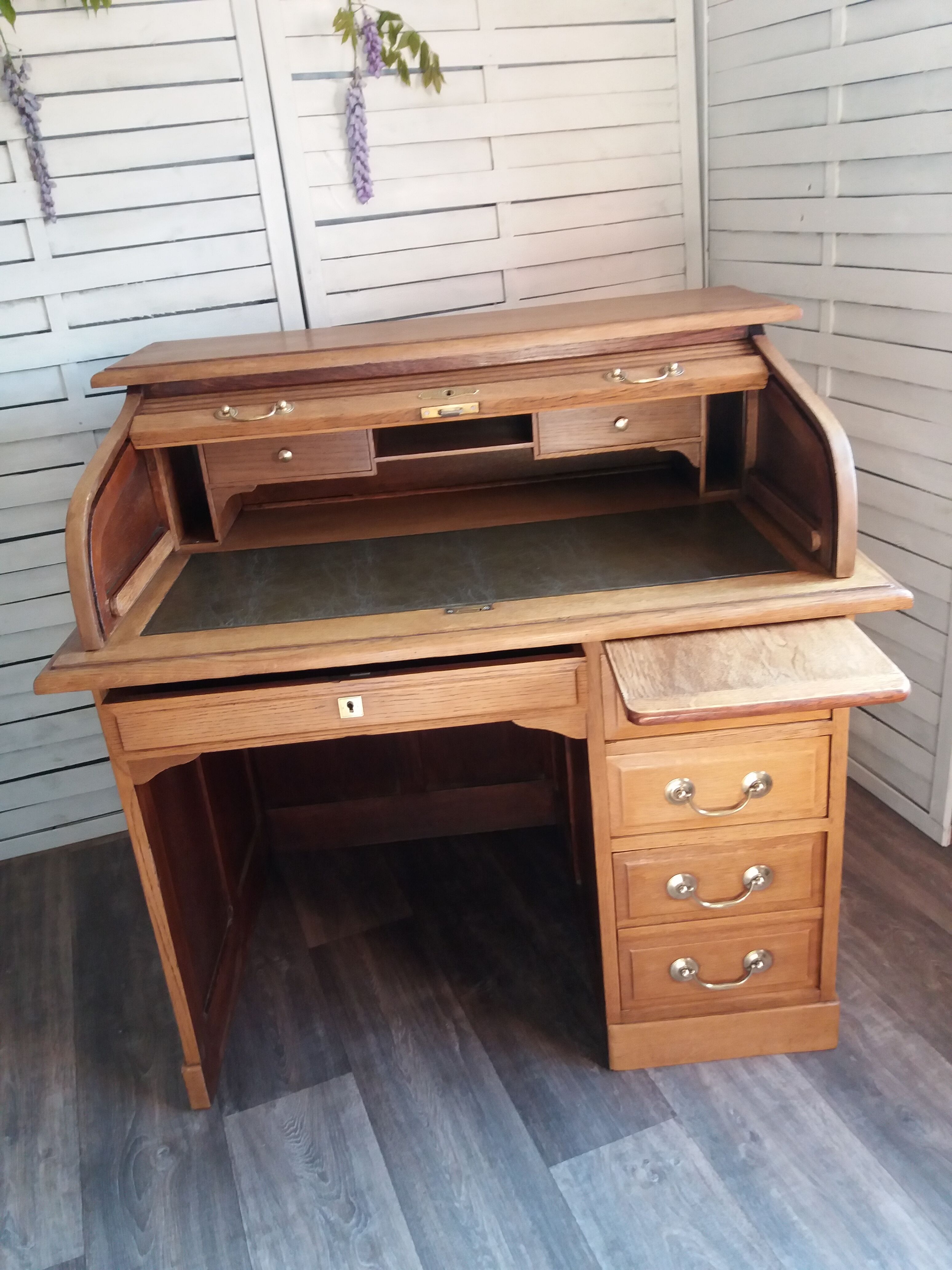 Rare american office desk by Gradiam brand  1930