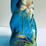 Carafe en verre bleu turc et émaillé, par Théodore Legras, XIXe.