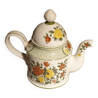 Villeroy and Boch teapot