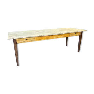 Farmhouse table