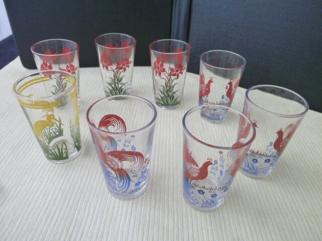 Set of 8 glasses screen-printed decorative cups