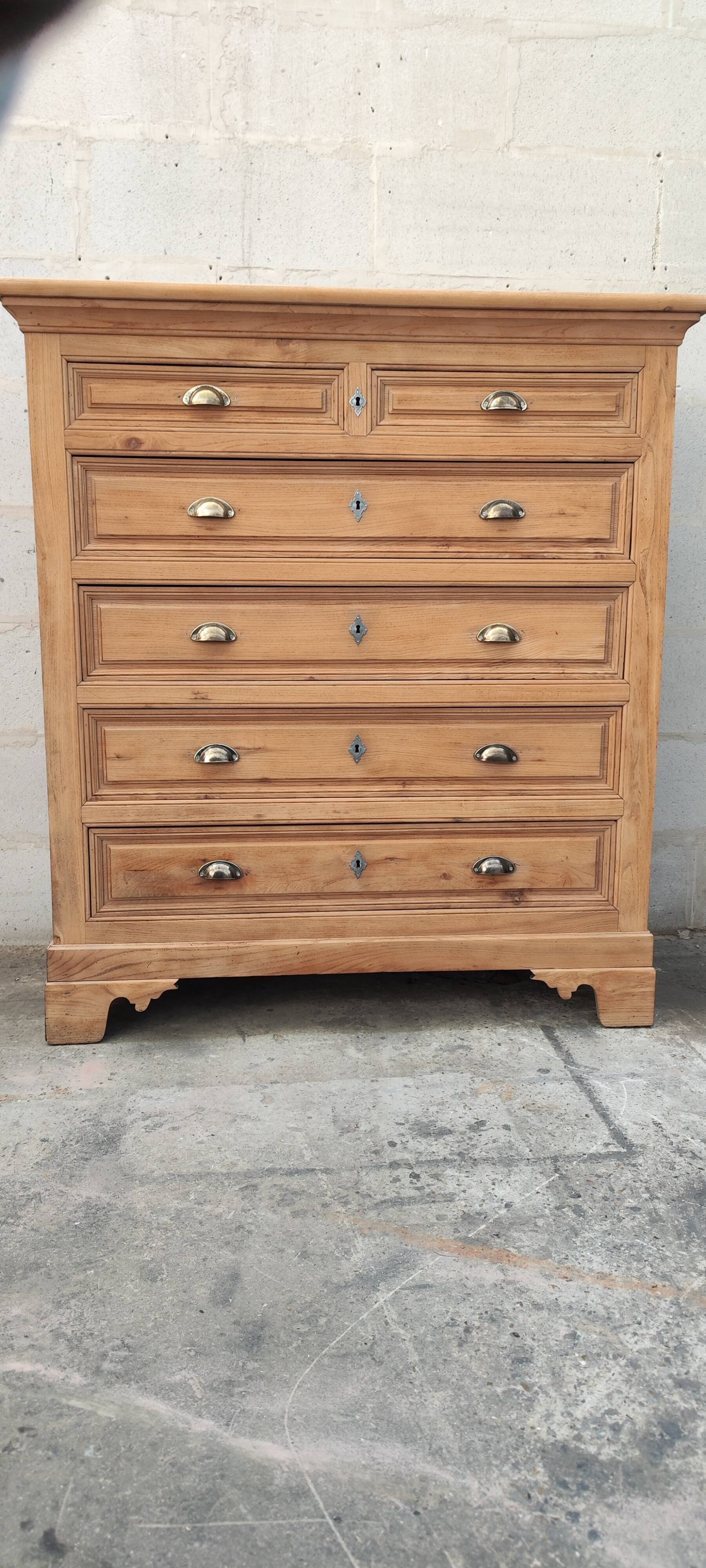 Old large elm chest of drawers with six drawers