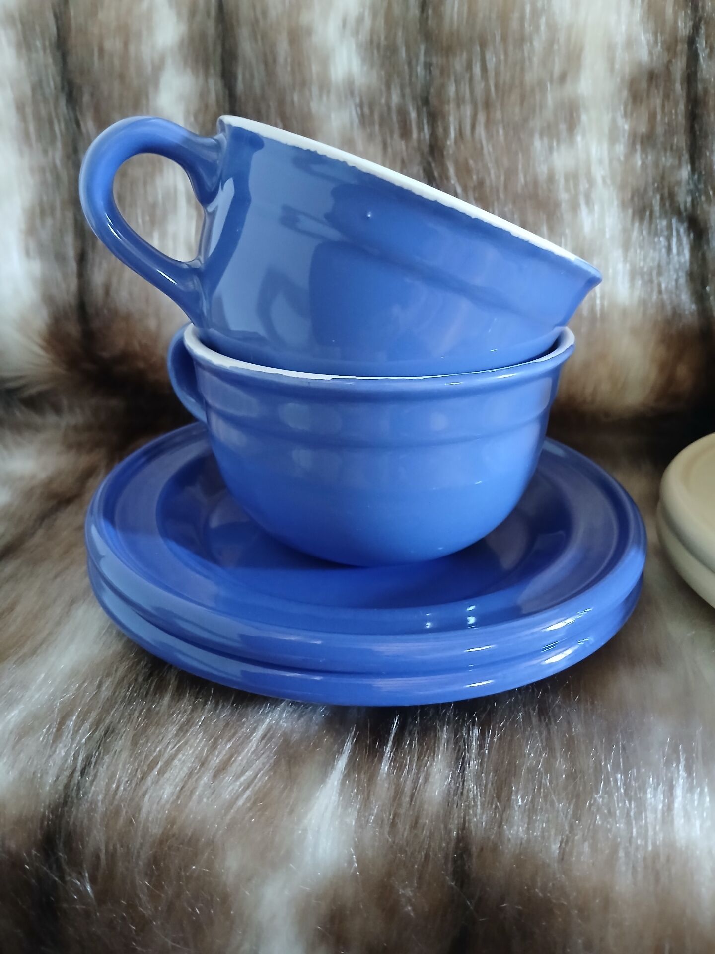 6 antique Émile Henry cups