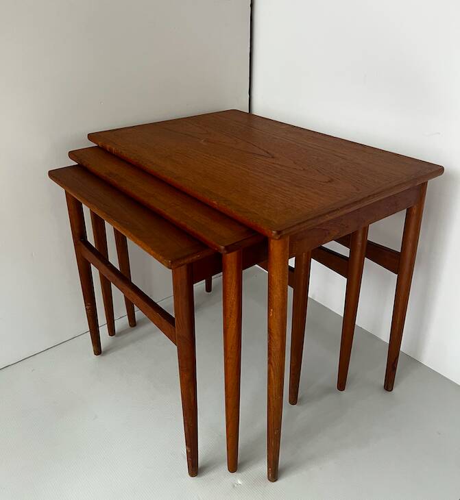Table gigogne en teck Gelsted Denmark