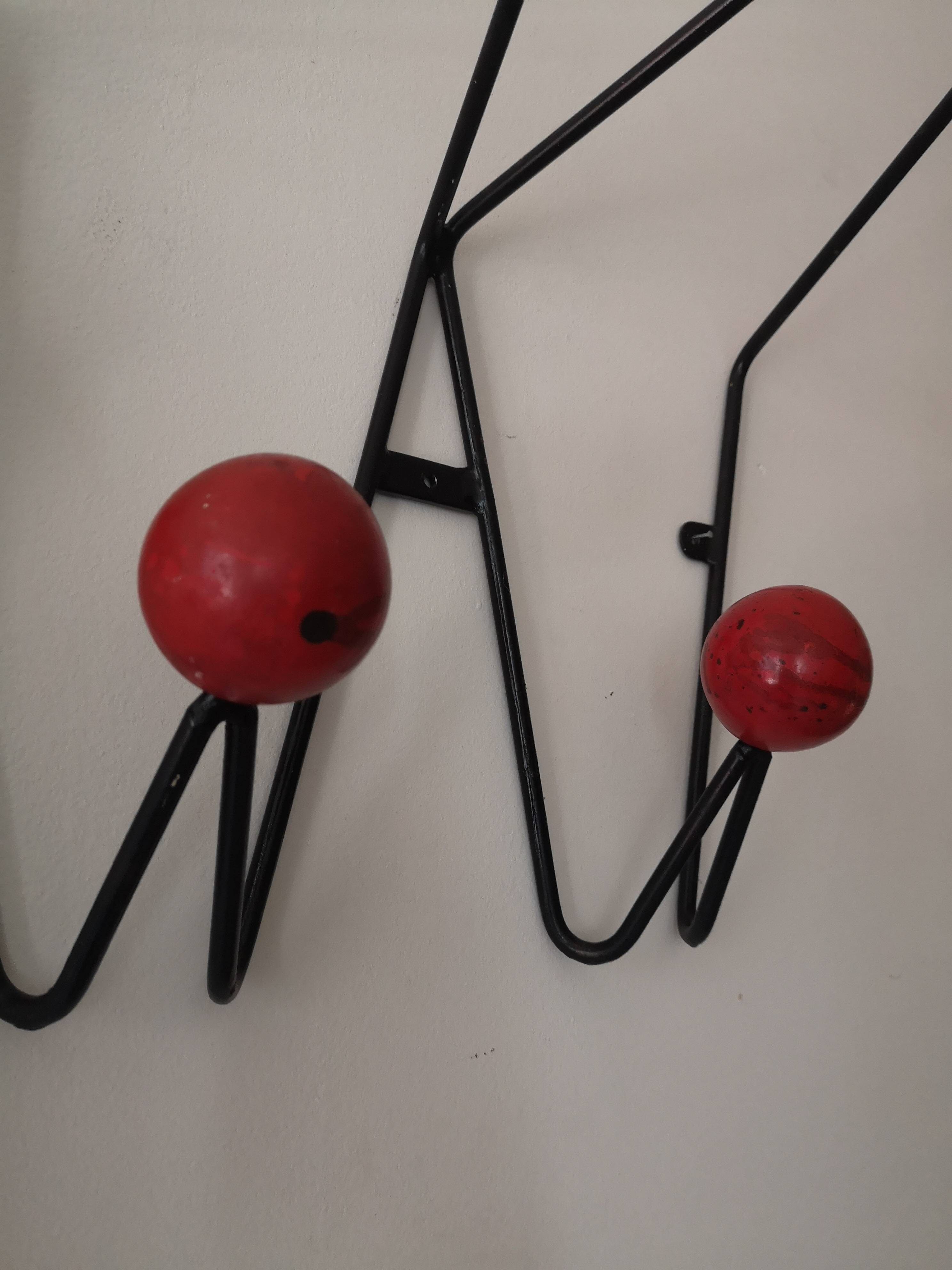 black metal wall coat rack Roger Feraud, 1960 - 1970